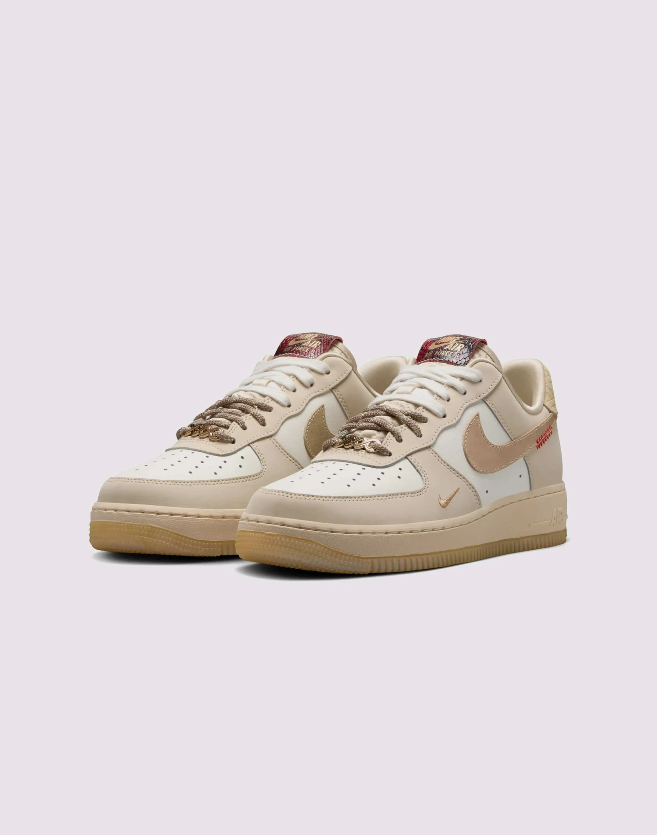 Nike Air Force 1 '07 LX Durable toe cap