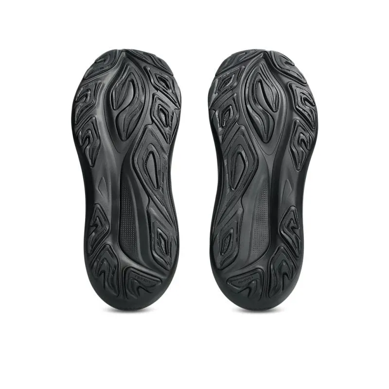 ASICS GT-2000 14 2E WIDE Mens Running Shoes running on a dirt path