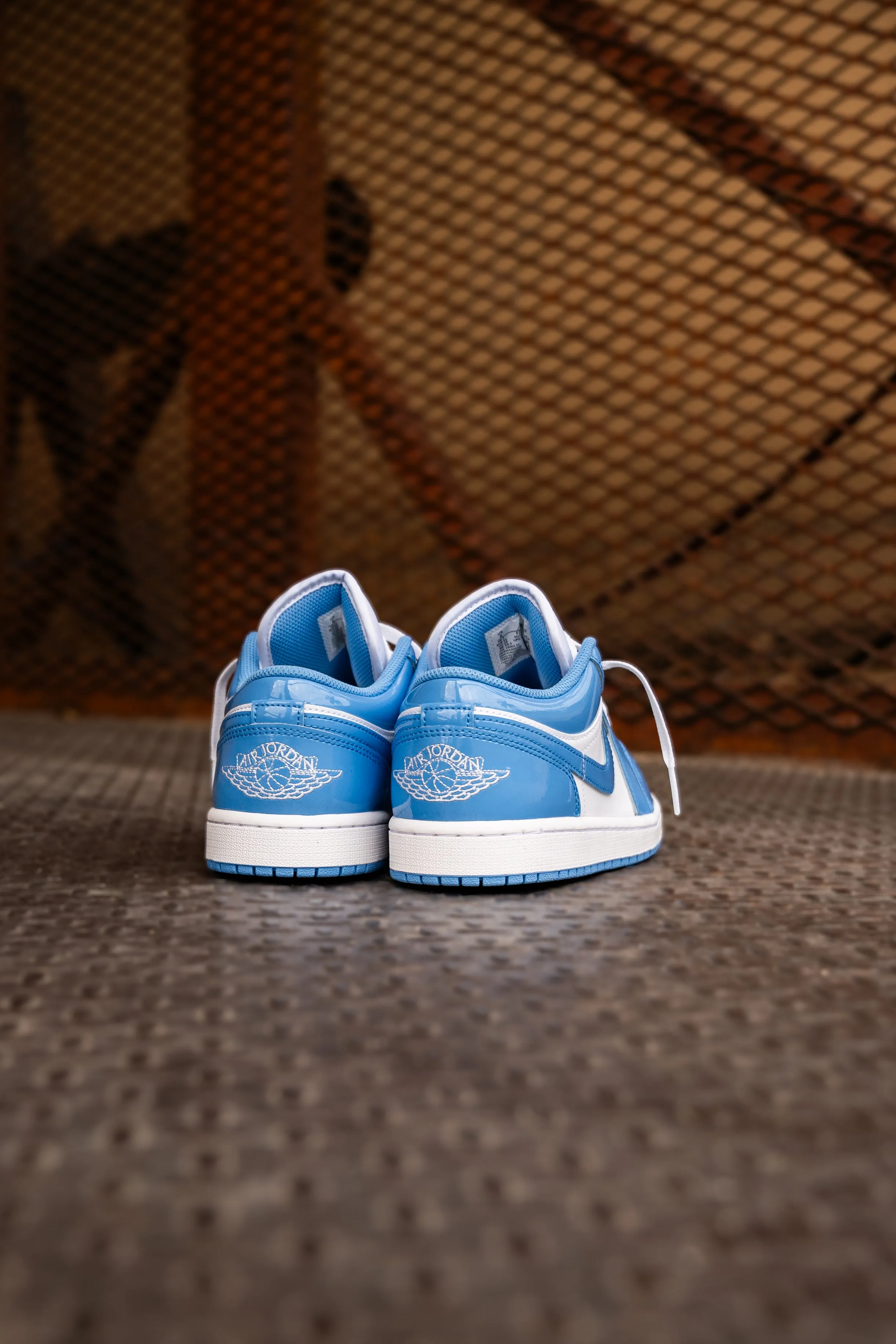 Mens Air Jordan 1 Low SE (White/Legend Blue) Comfortable Touch