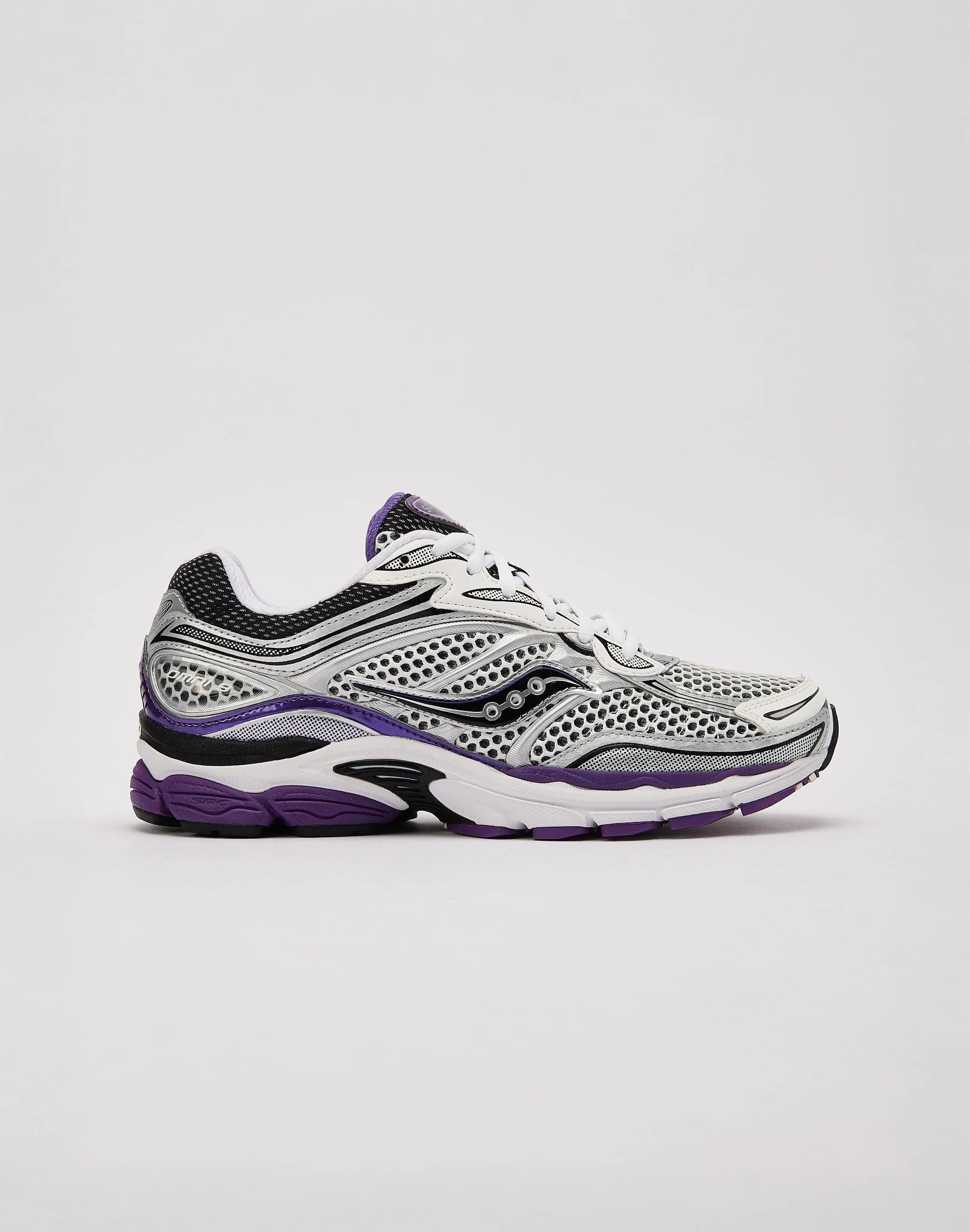 Saucony ProGrid Omni 9 Sports Driven