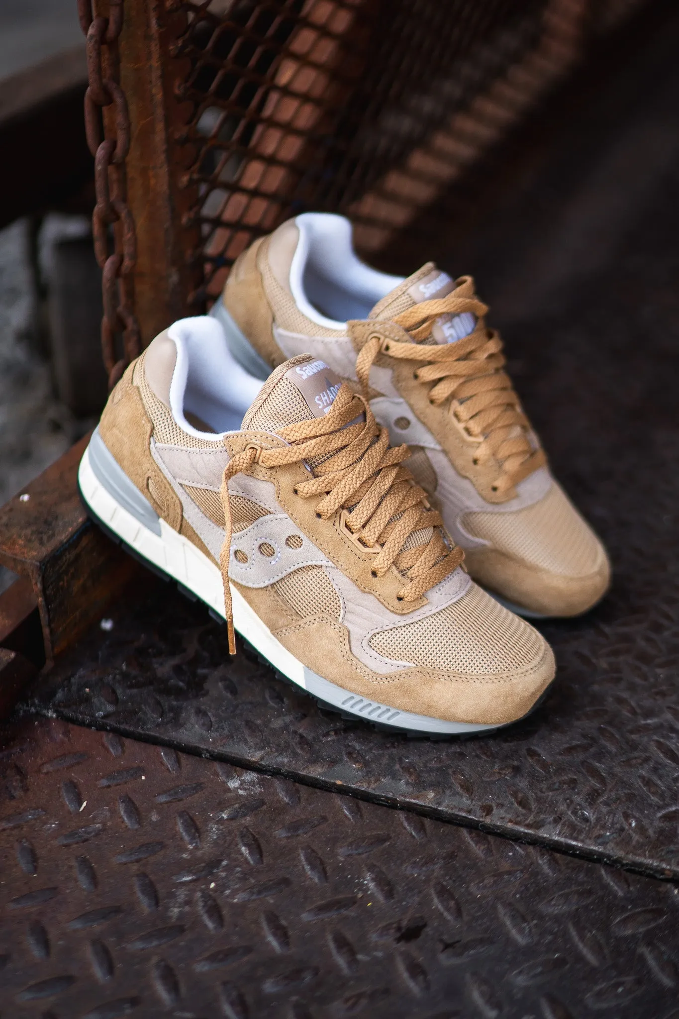 Saucony Shadow 5000 (Tan) Padded Support least spring