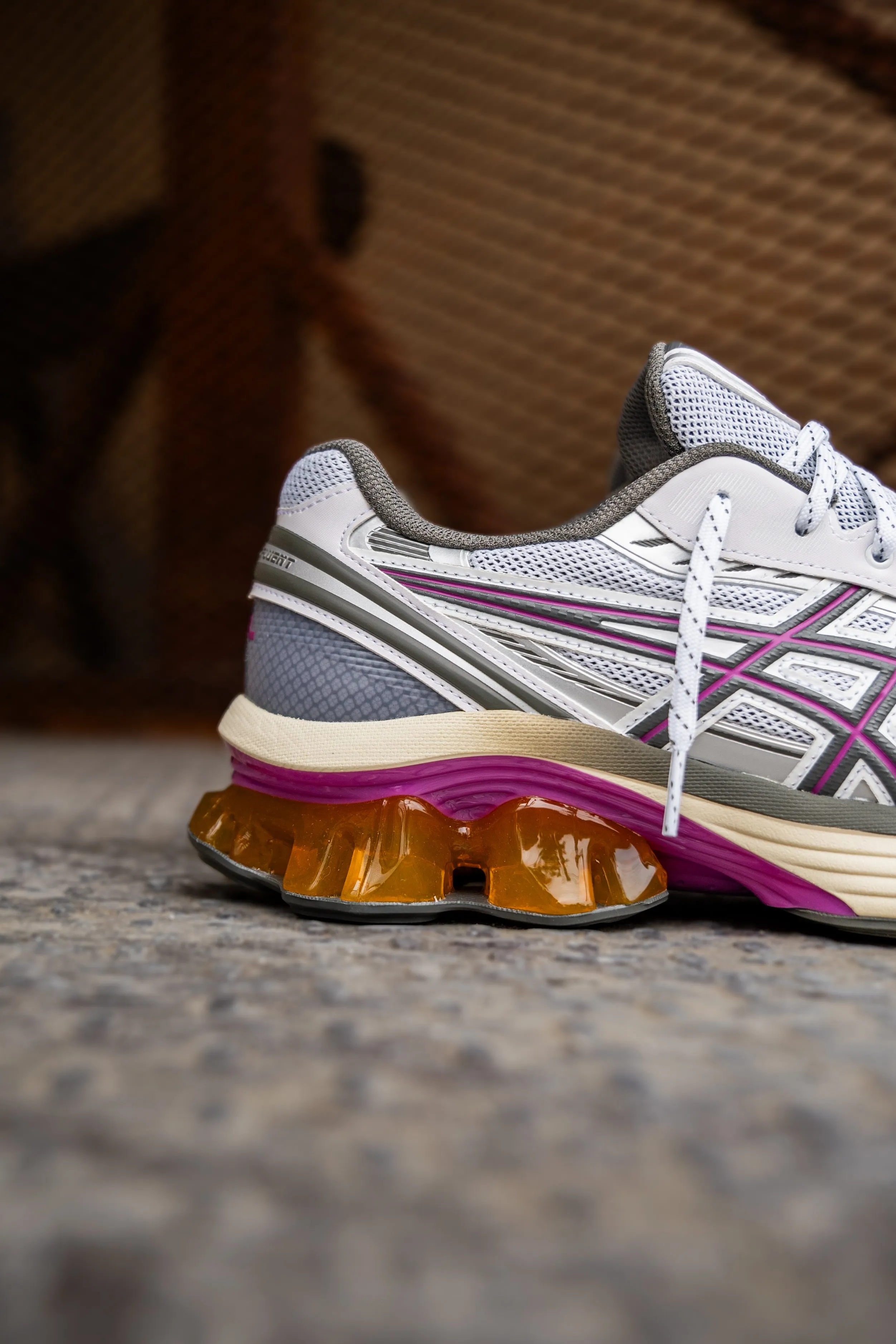 Mens Asics Gel-Kinetic Fluent (White/Truffle Grey) street - specific features