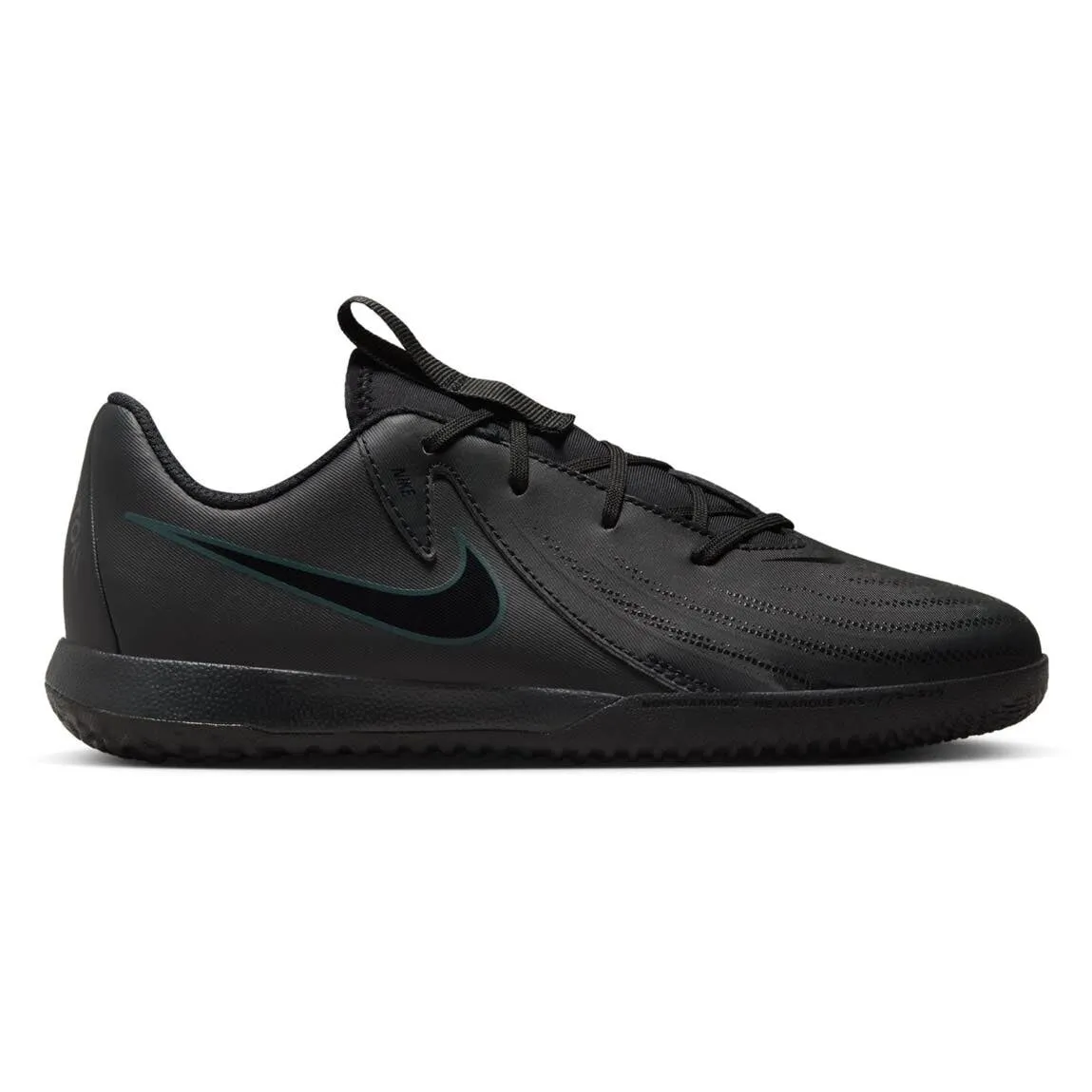 Nike Jr. Phantom GX 2 Academy IC on - the - go shoes