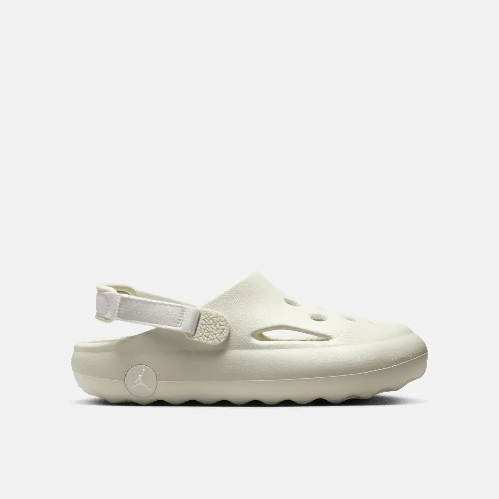 Kids' Jordan Hydrip Sandals serious hikers' equipment