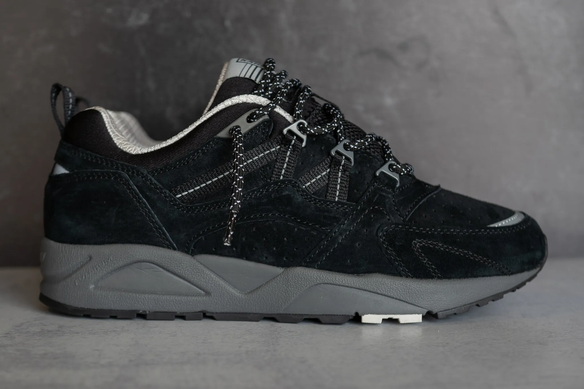 Karhu Fusion 2.0 (Black) Upgraded cushioning