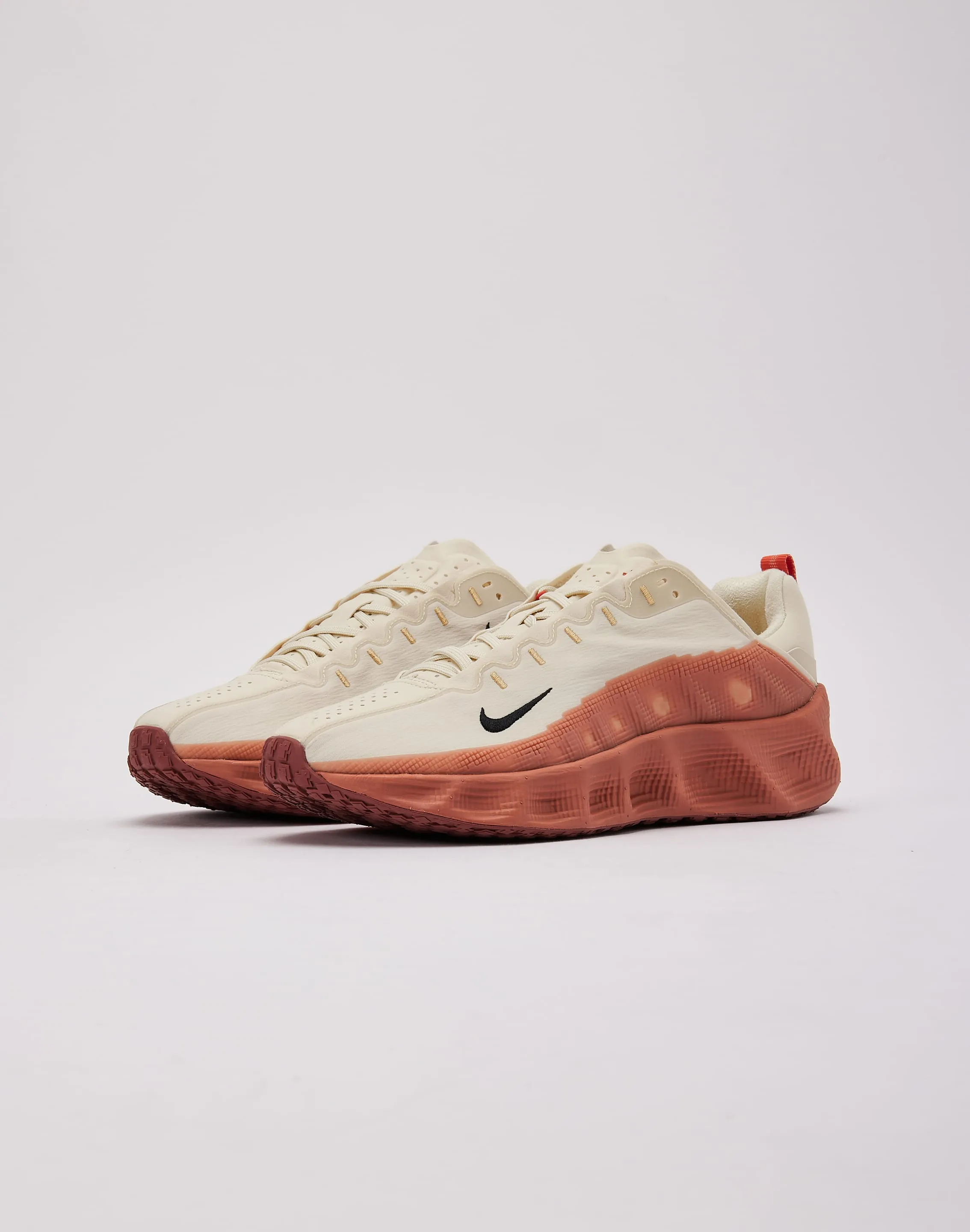 Nike Ava Rover Simple Lines