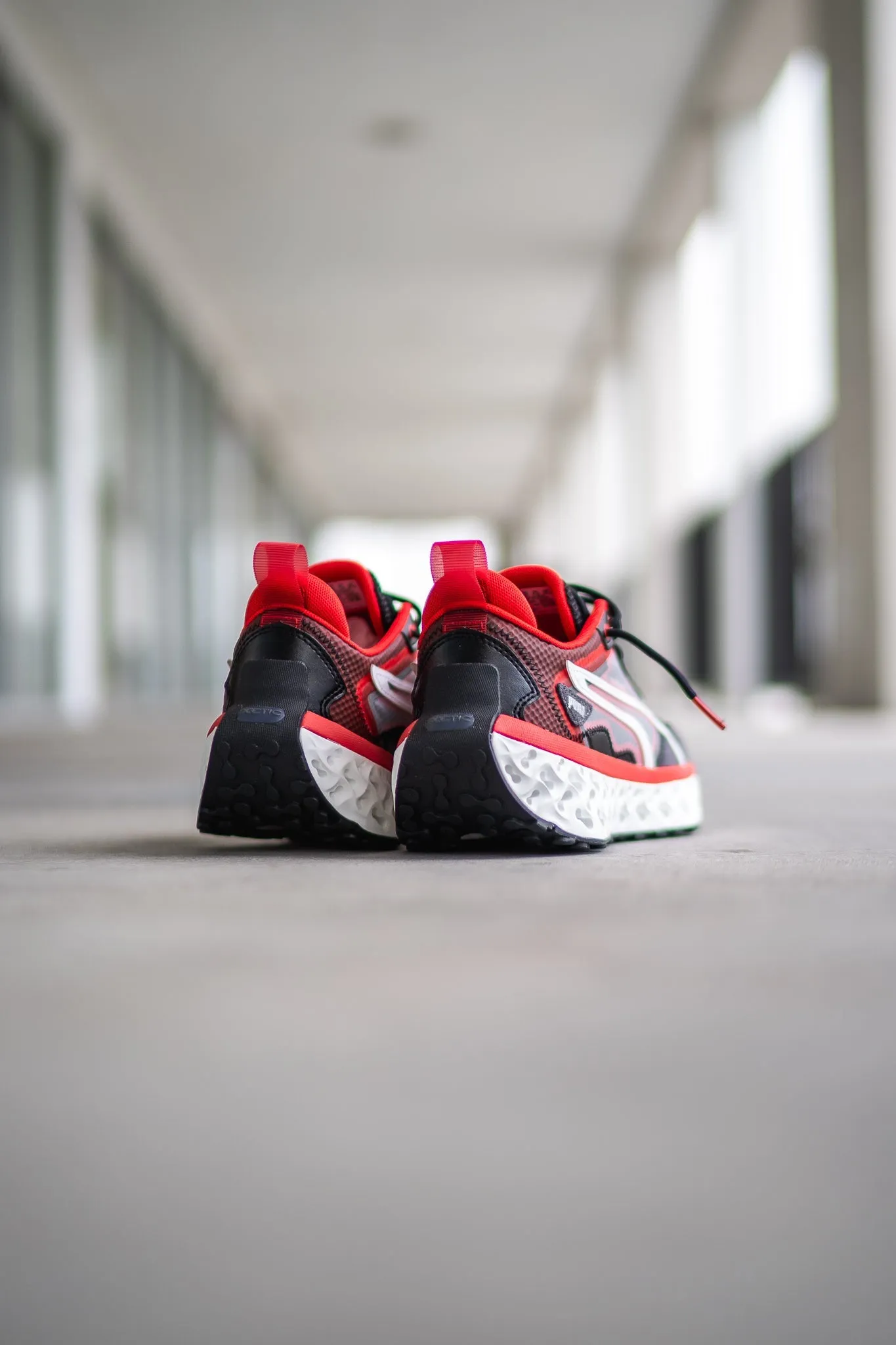 design - complexity - level Shock-absorbent look Men's Puma XETIC Sculpt x Ferrari (Rosso Corsa)