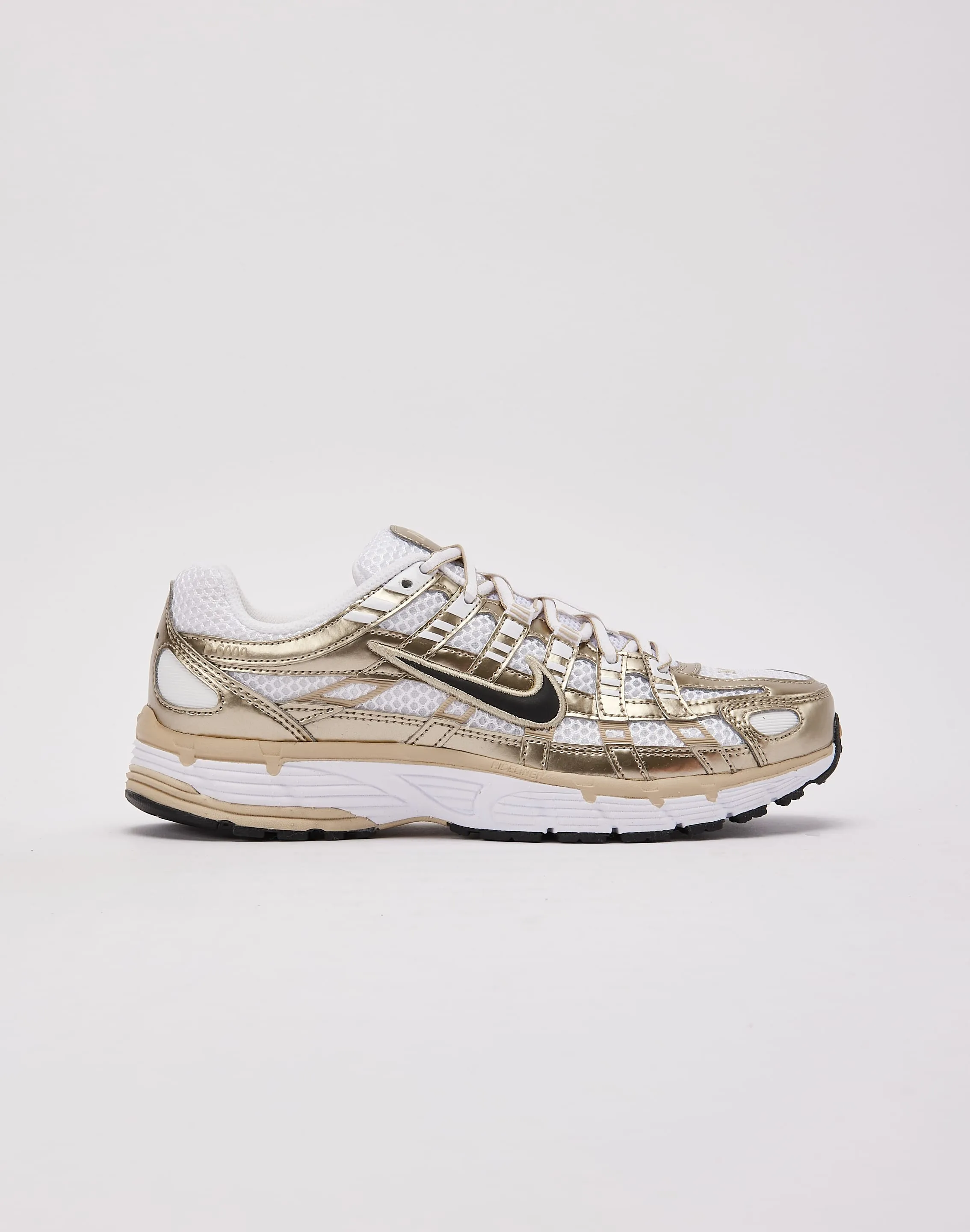 Structured silhouette Hypergrip Technology Nike P-6000