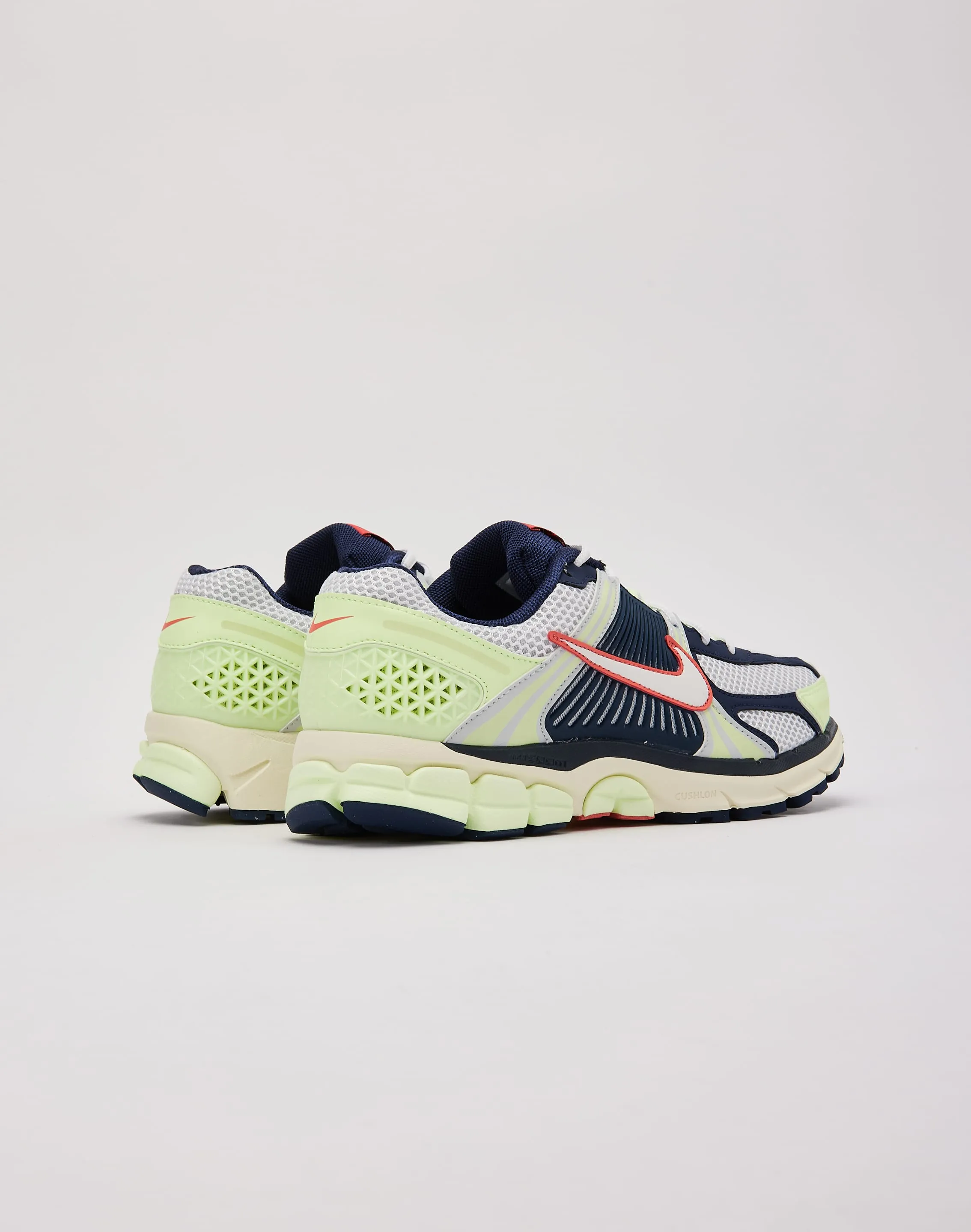 Nike Zoom Vomero 5 Soft Sole Shoes