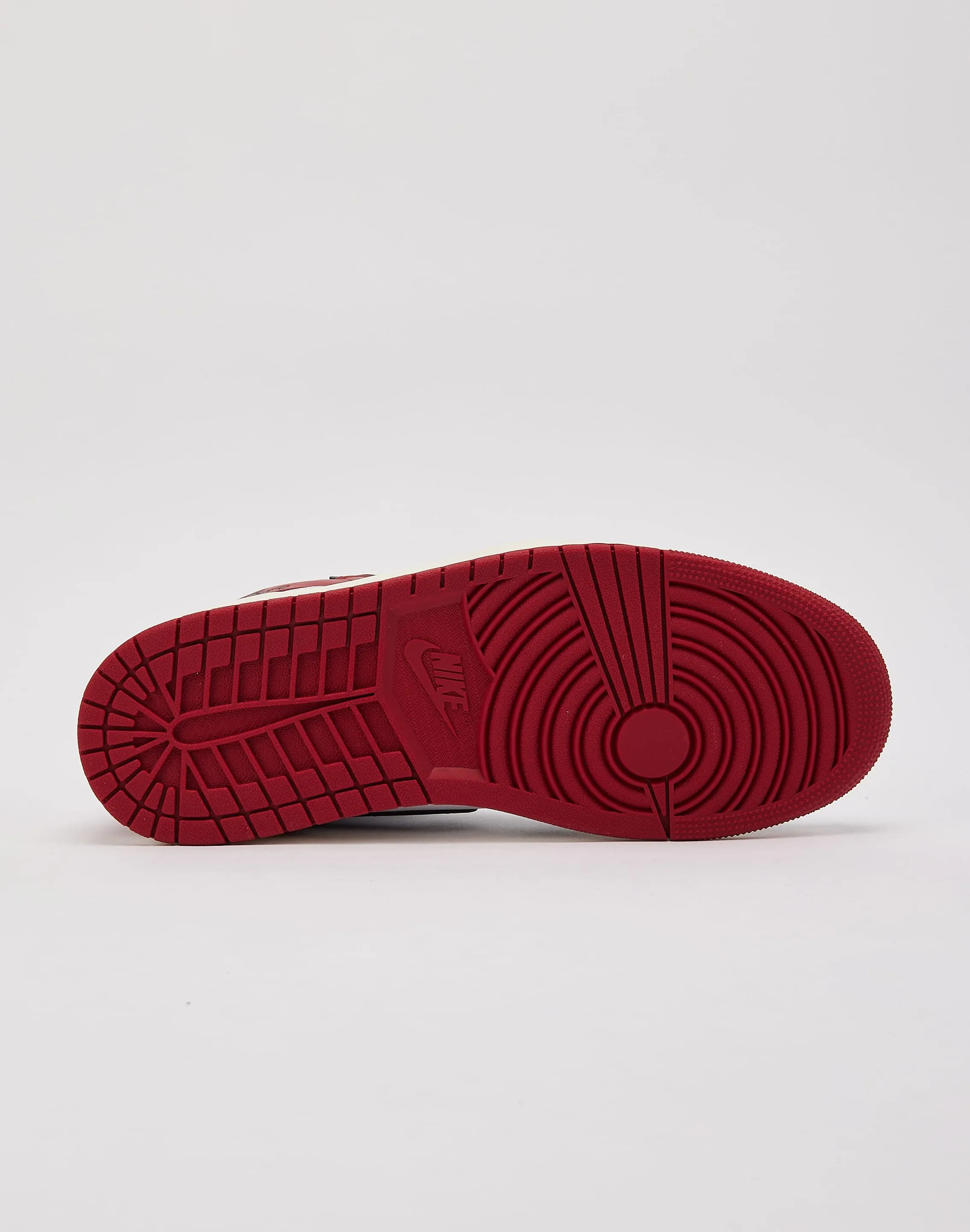 Fashion Go AdjustableStrap Jordan Air Jordan 1 Retro High OG 'Black Toe Reimagined'