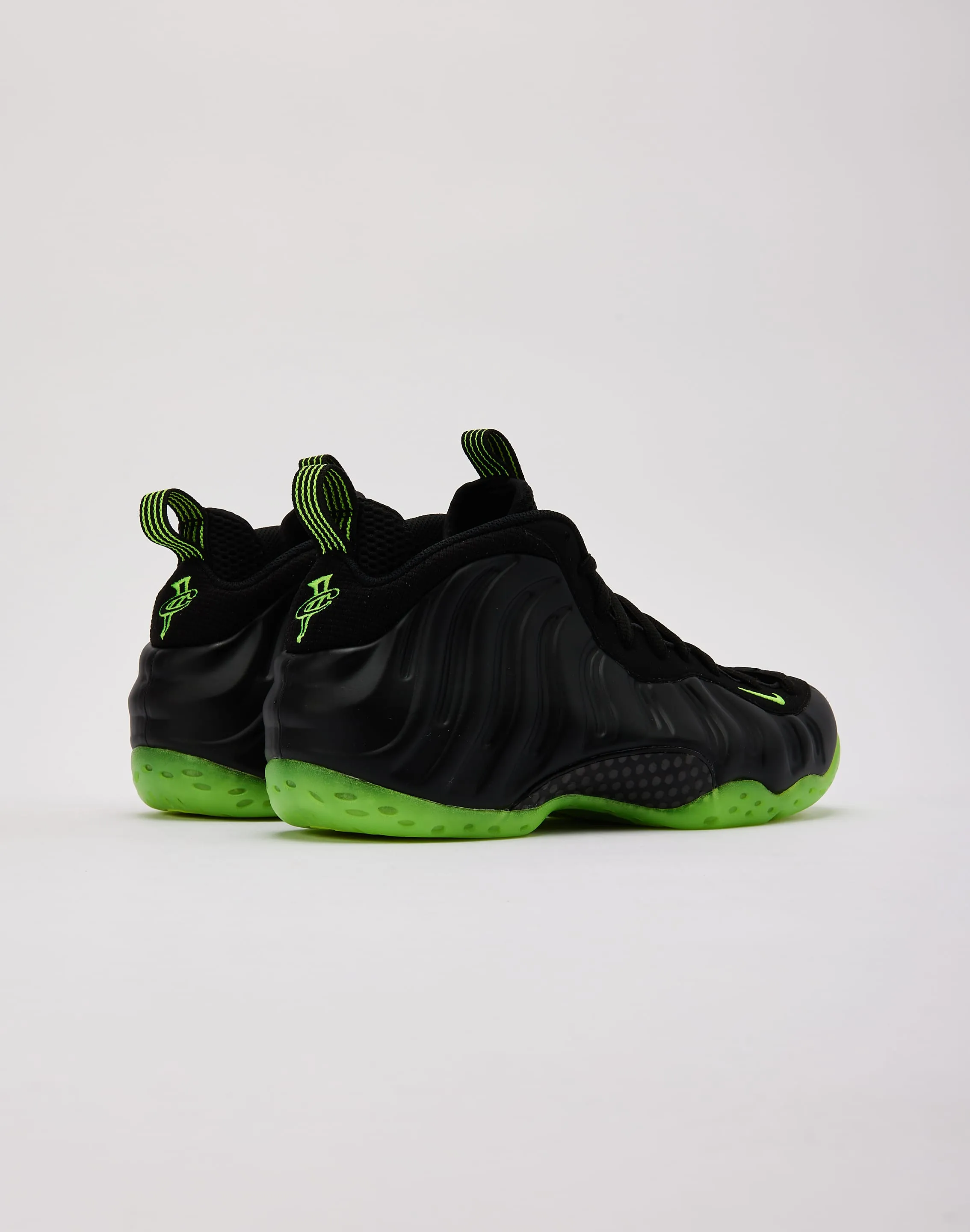 Flexible Sole Functional Shoes Nike Air Foamposite One 'Black Volt'