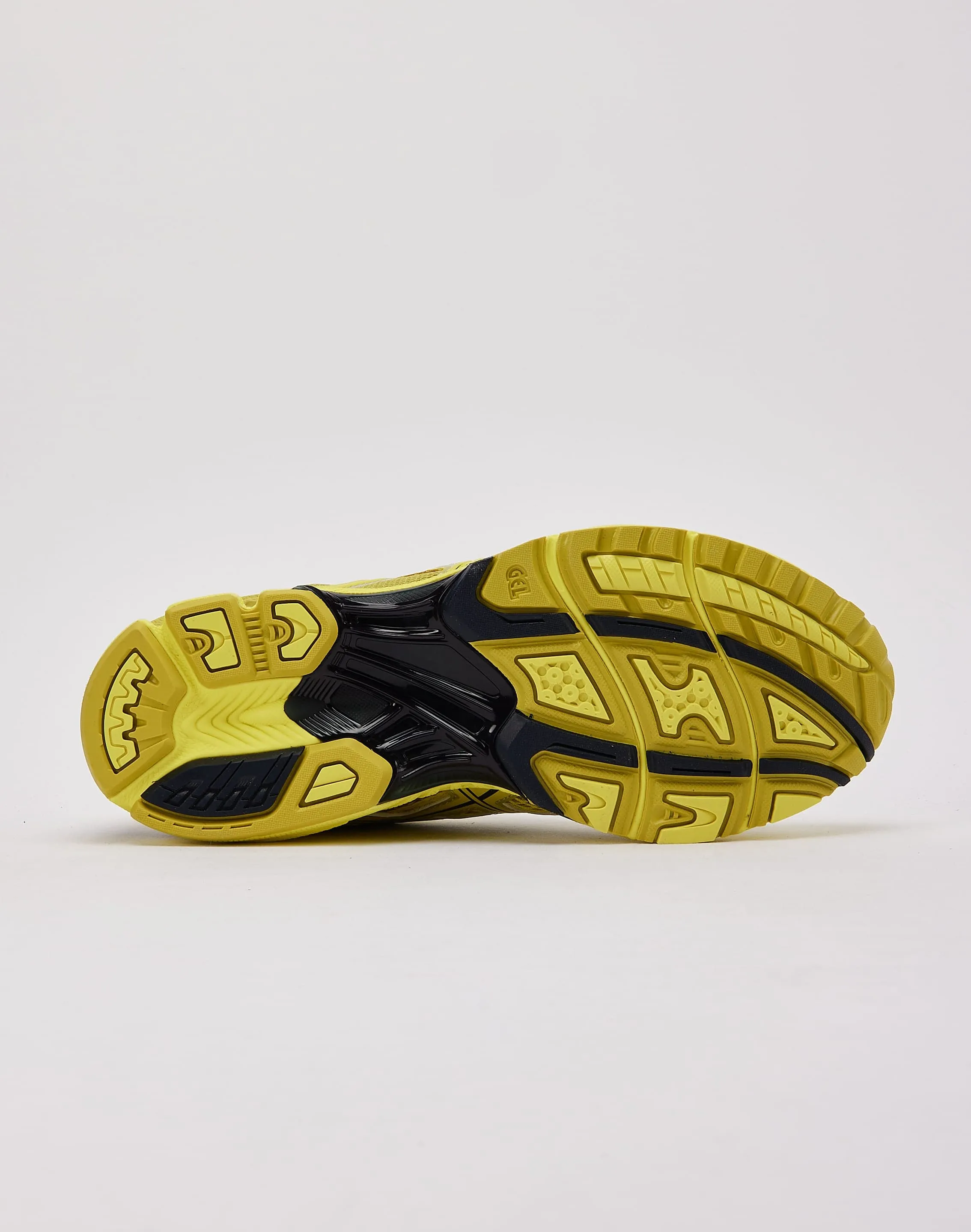 Flexible Sole Zip Closure Asics GEL-NIMBUS 10.1