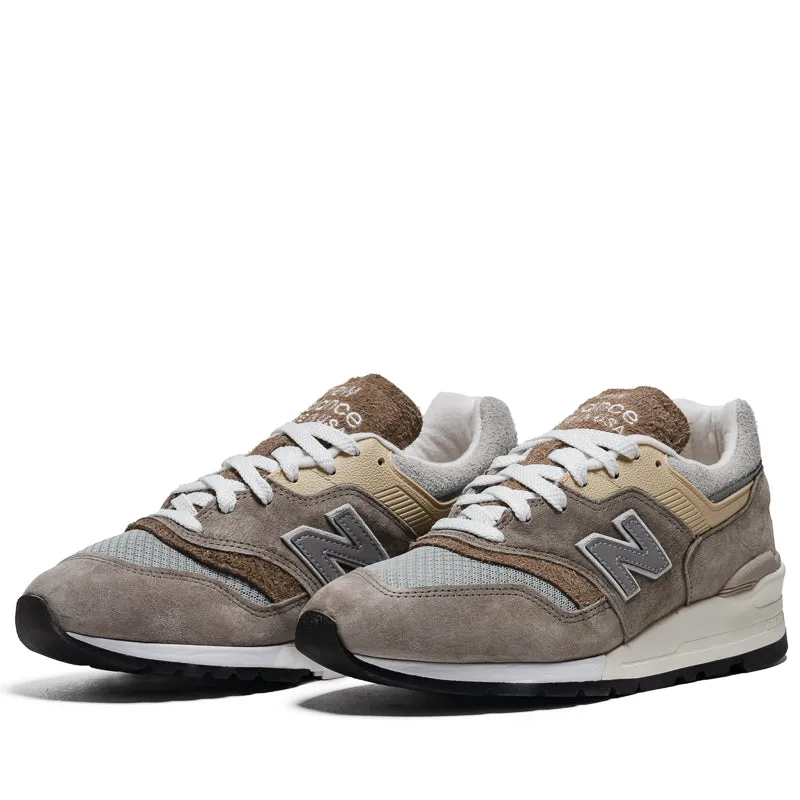 Hiking Shoes Slip On New Balance Made in USA 997 - Light Mushroom/Mirage Grey