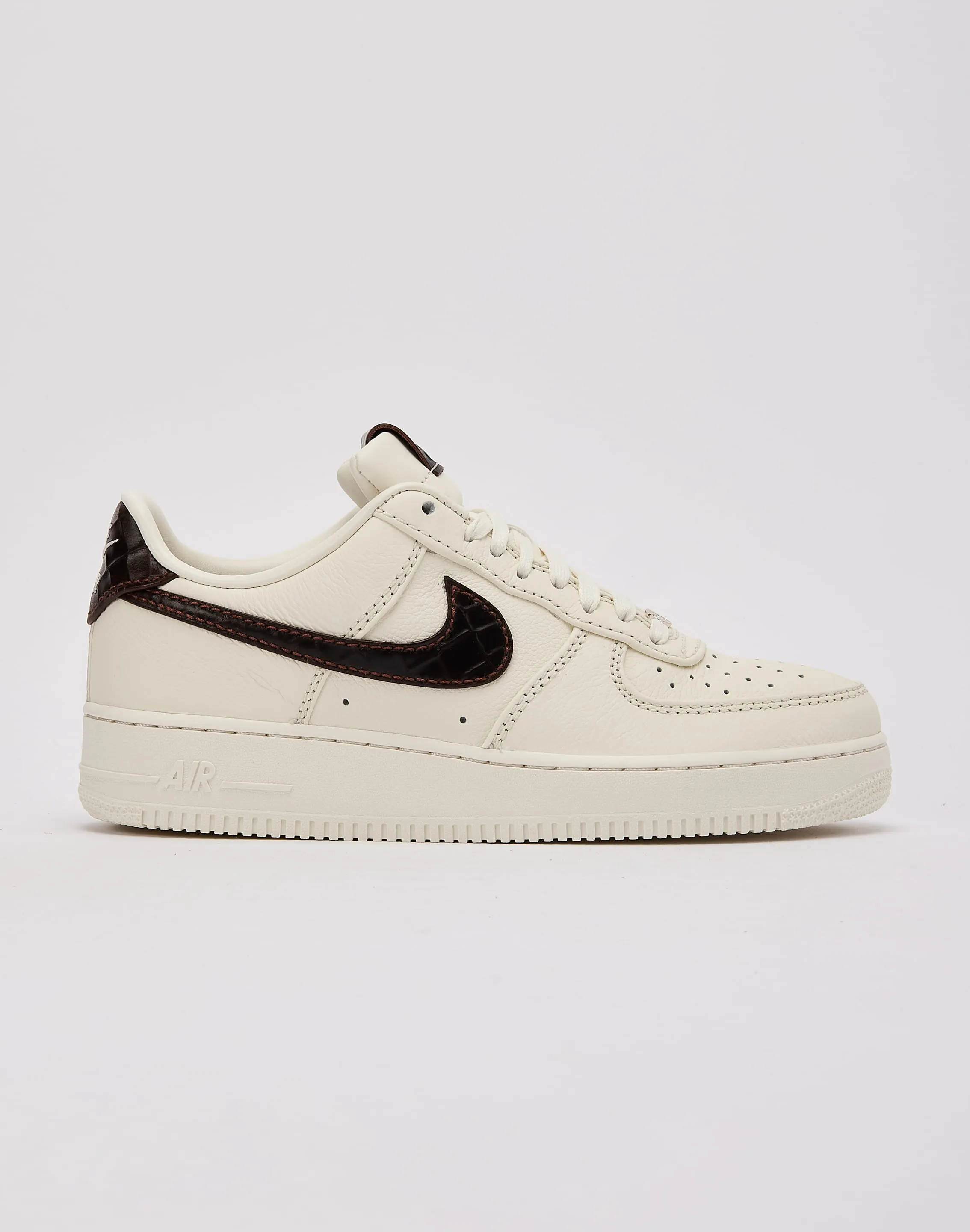 Nike Air Force 1 Low '07 Guide Hike Star Step