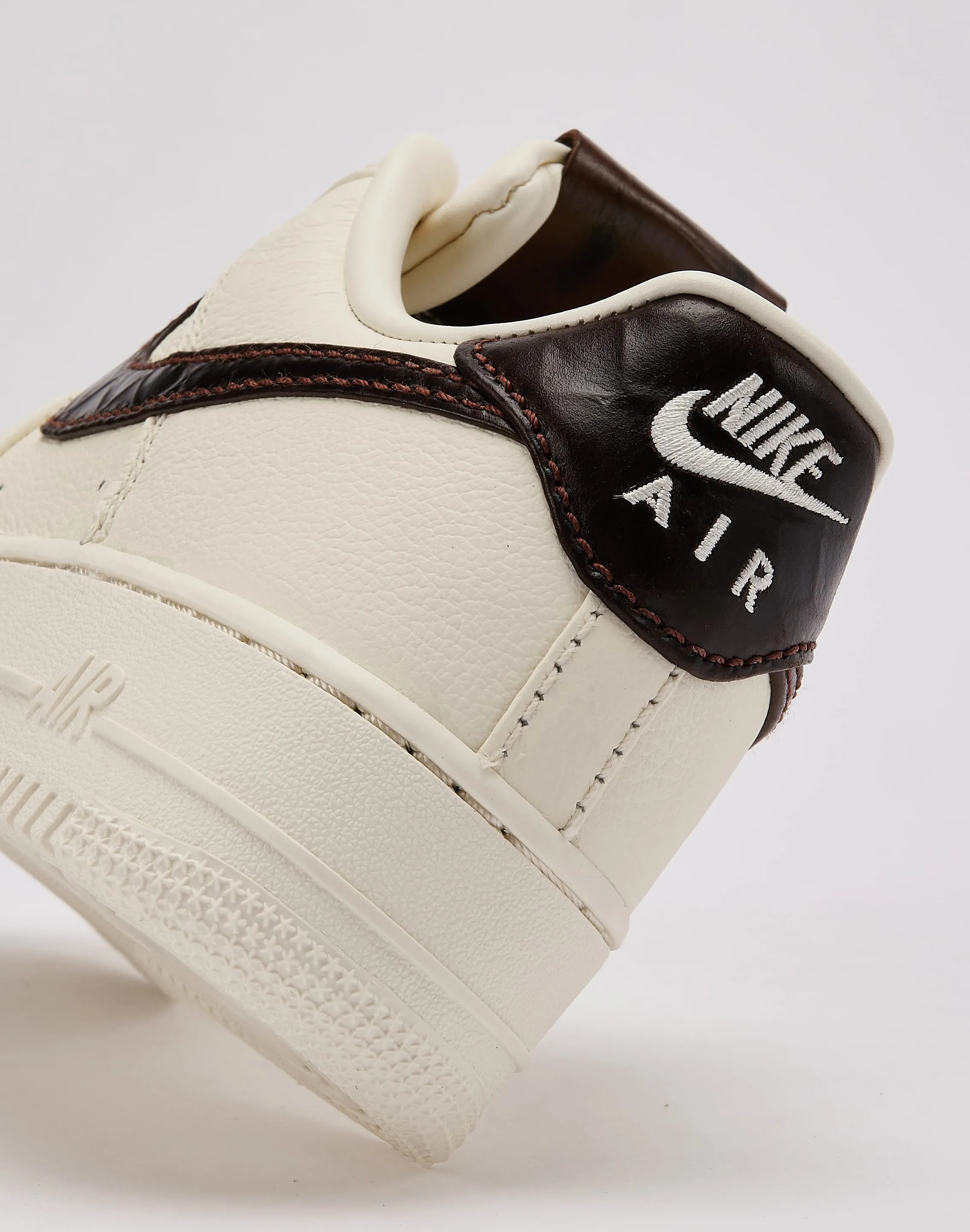 Nike Air Force 1 Low '07 trendy touch