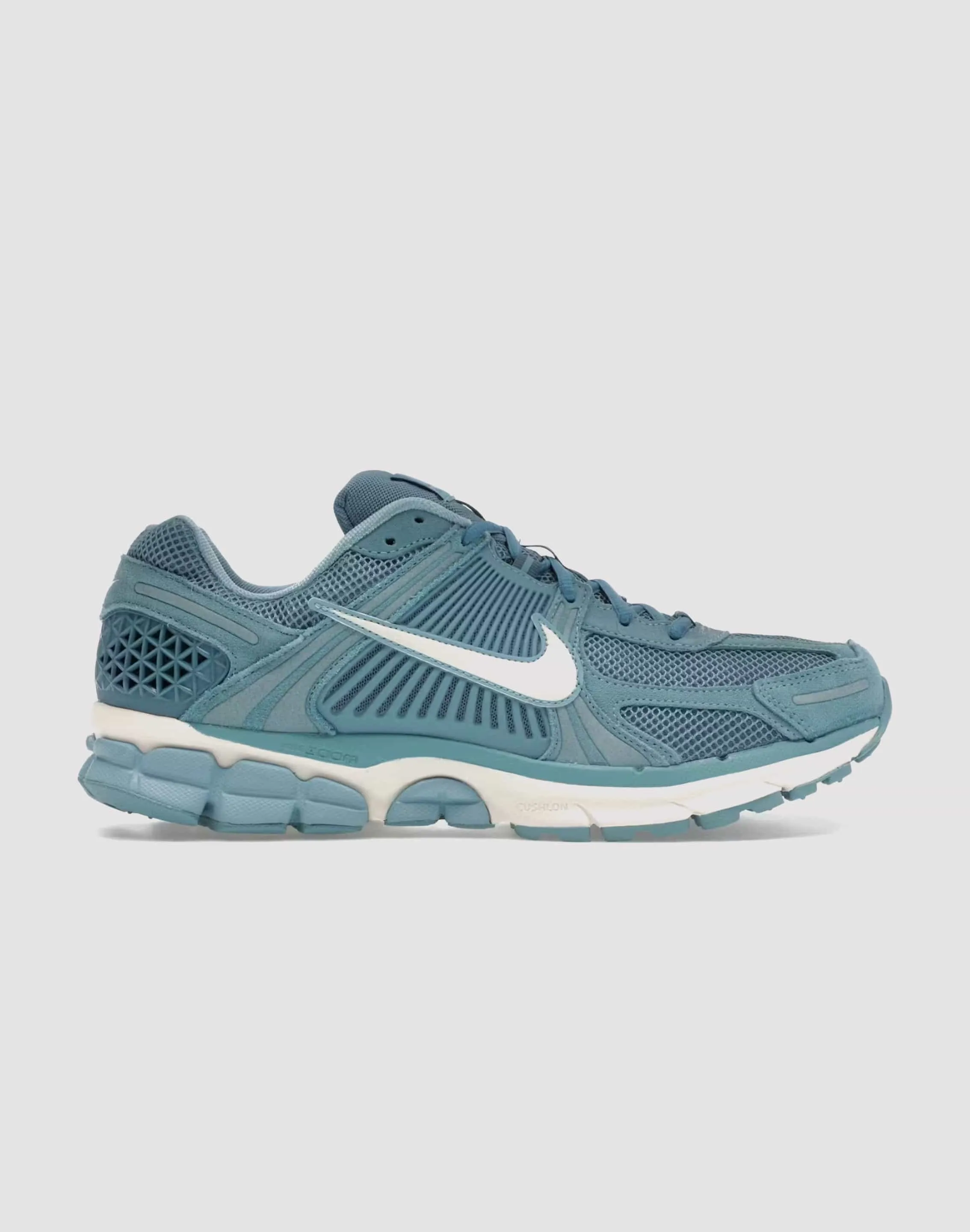 All Walks Buckle Up Nike Zoom Vomero 5