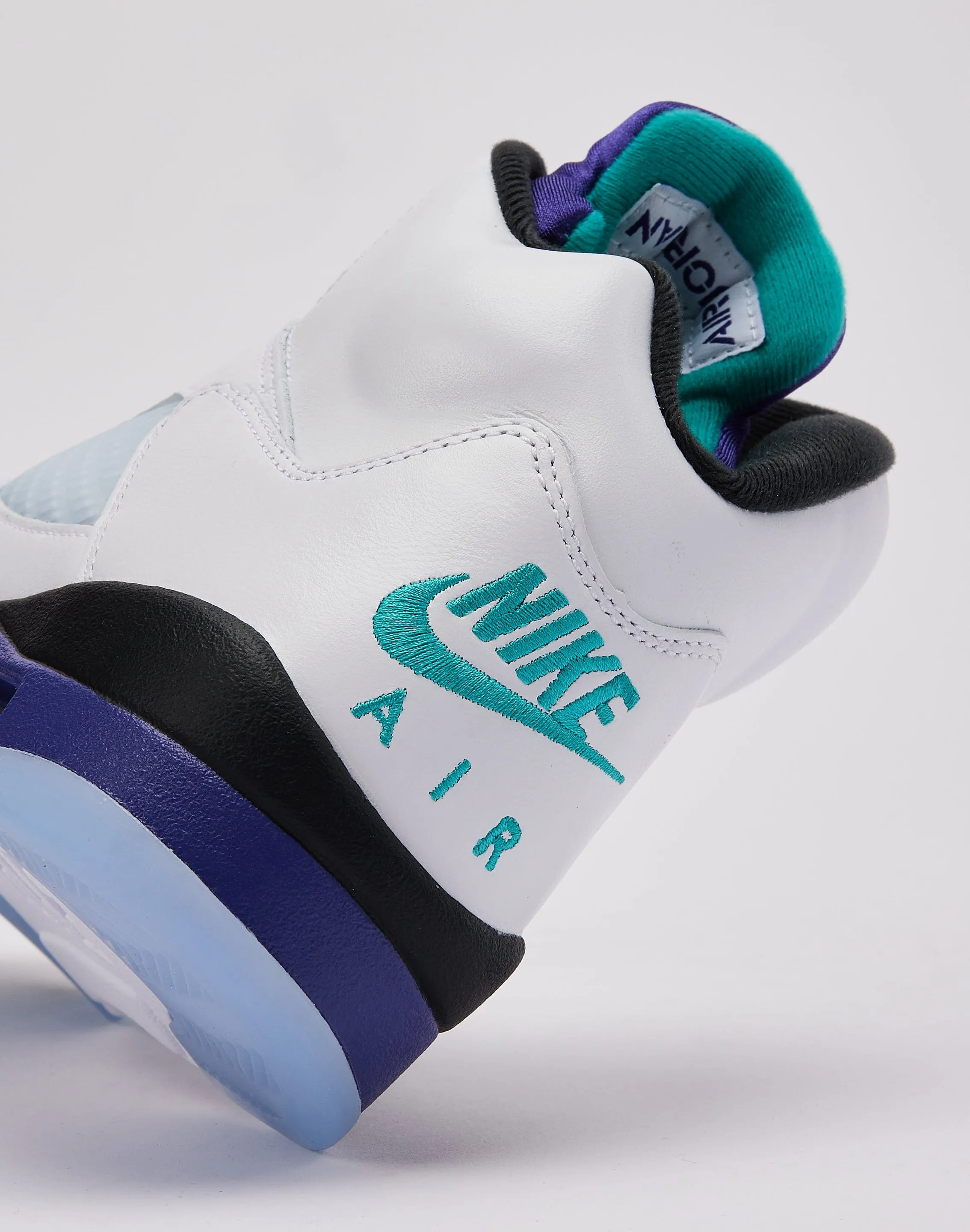Jordan Air Jordan 5 Retro OG 'Grape' Street Movement