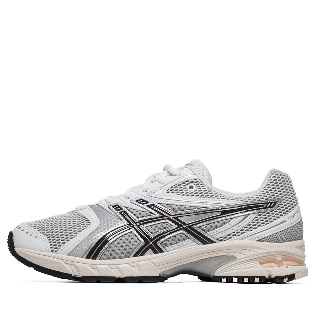 Outdoor Flexibility Asics Gel-DS Trainer 14 - White/Honey Beige