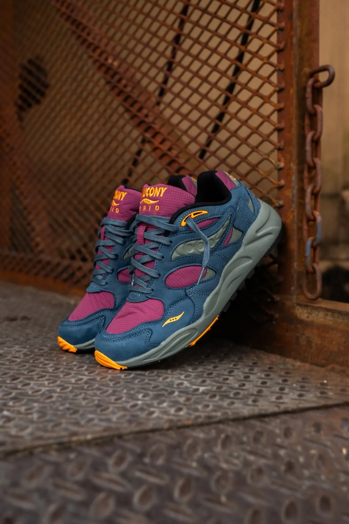 ordinary fashionistas Mens Saucony Grid Shadow 2 Premium (Purple/Blue)