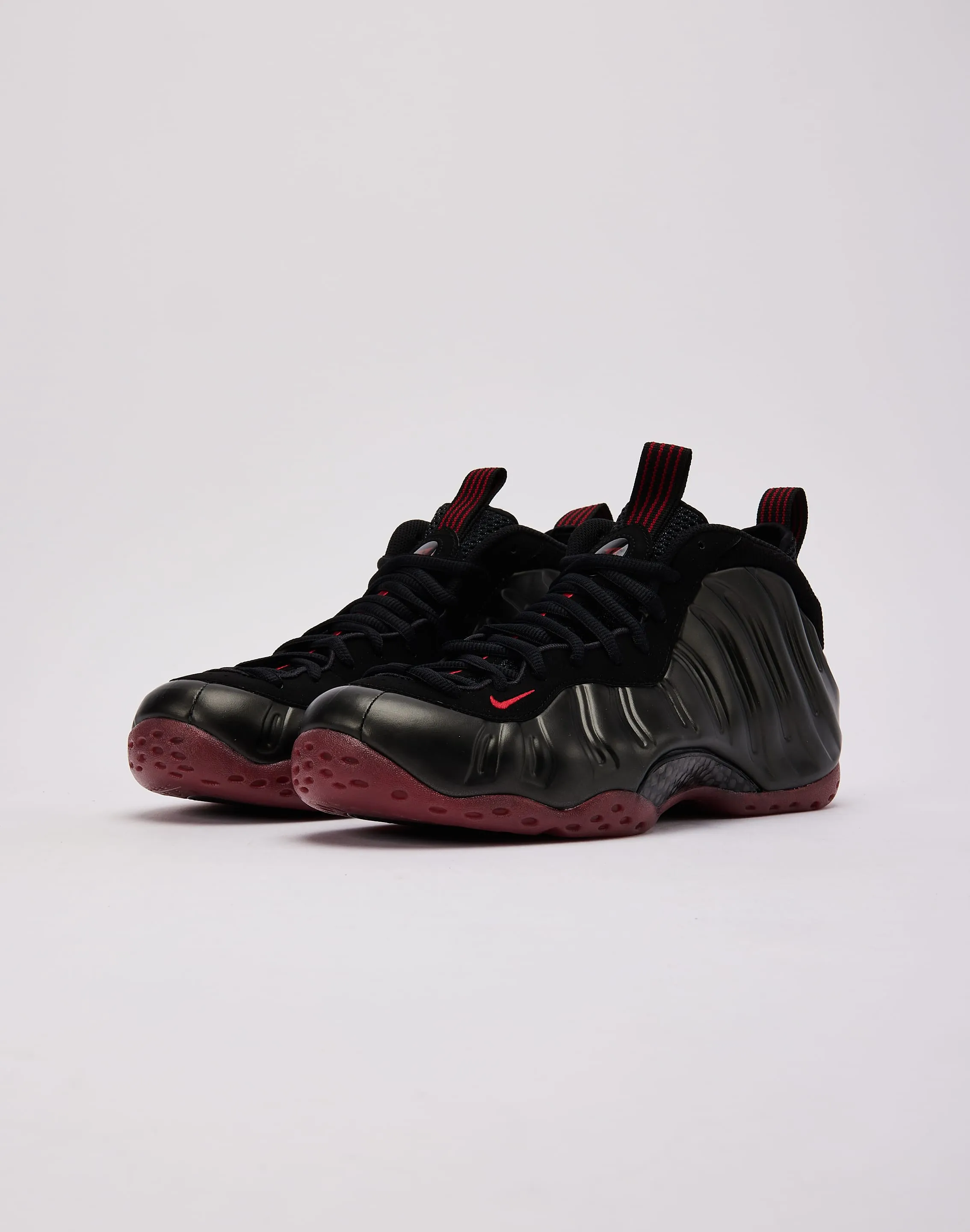 Nike Air Foamposite One 'Black and Varsity Red' On Track
