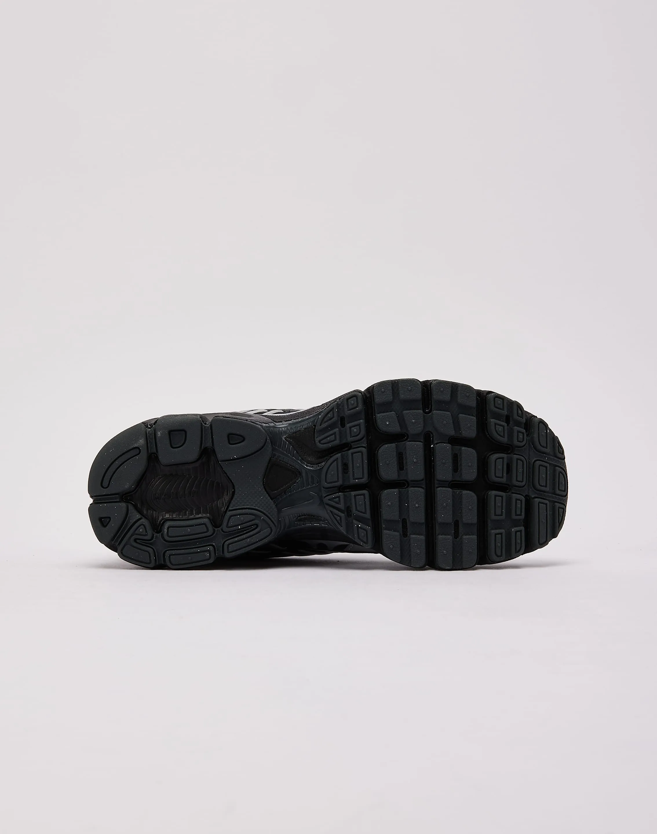 Nike Air Max Moto 2K Dynamic Control