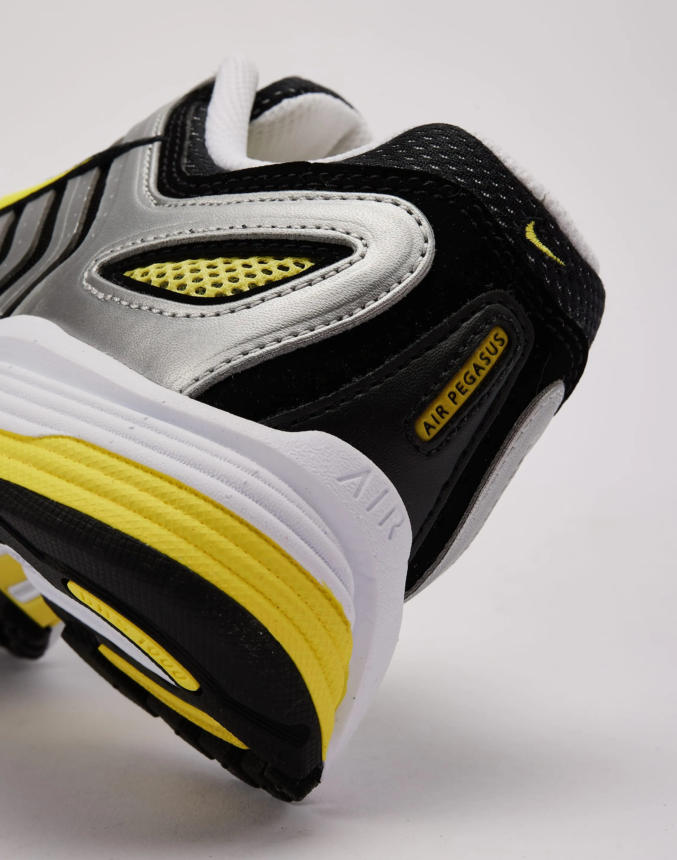 Nike Air Pegasus 2005 Comfortable fit Built-In Support
