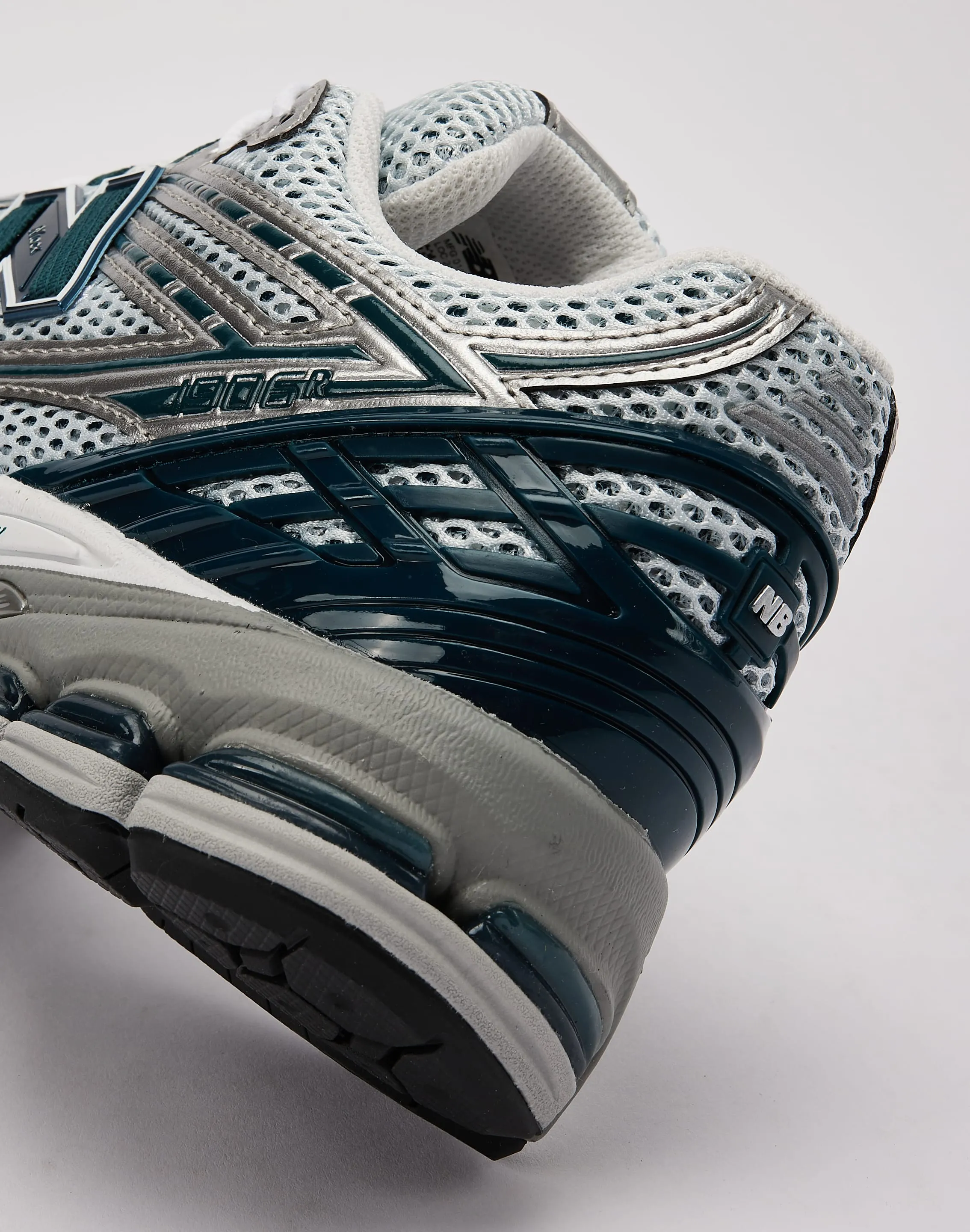 New Balance 1906R Heavy Walk