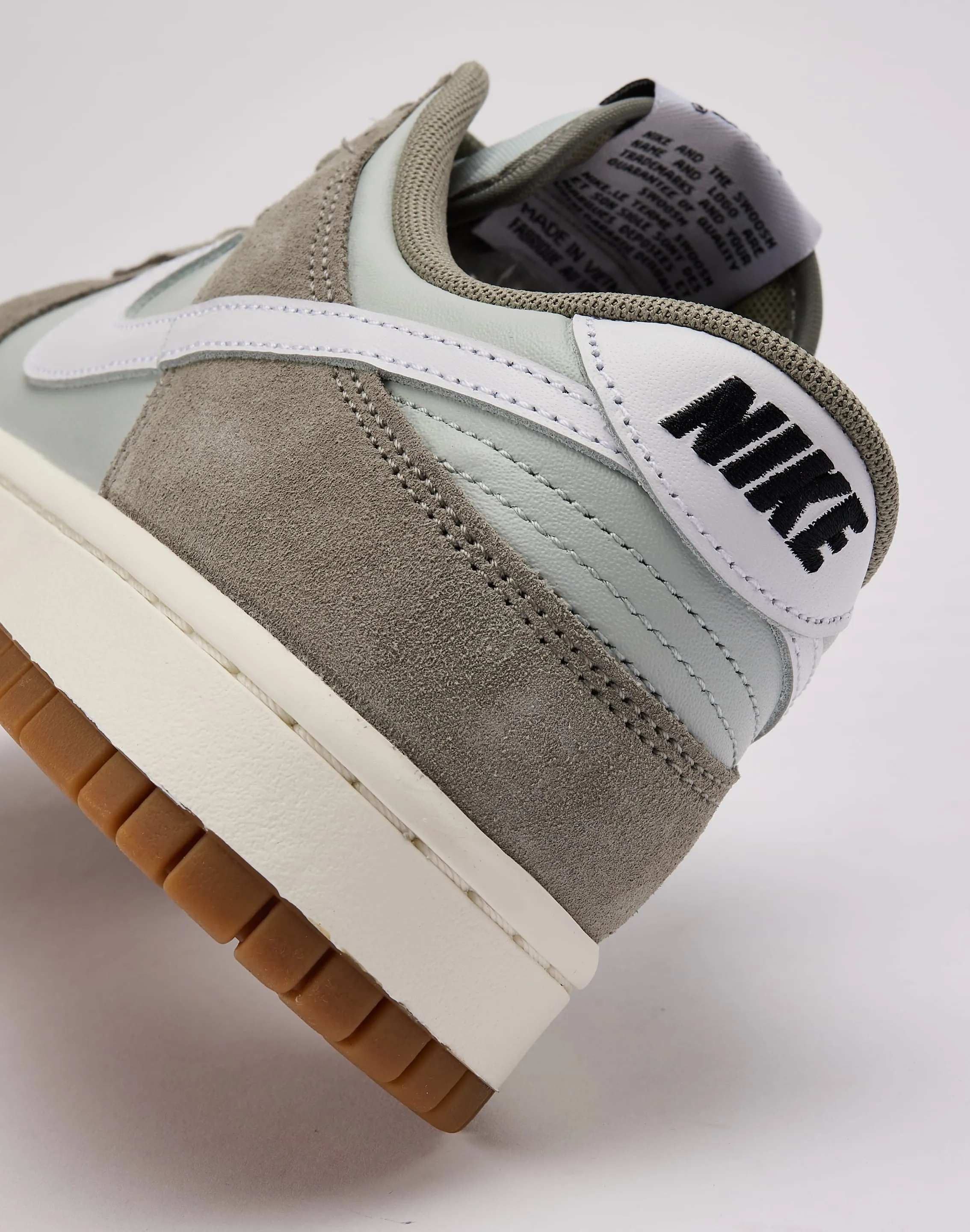 Hop Hike Comfort Zone Nike  Dunk Low Retro SE
