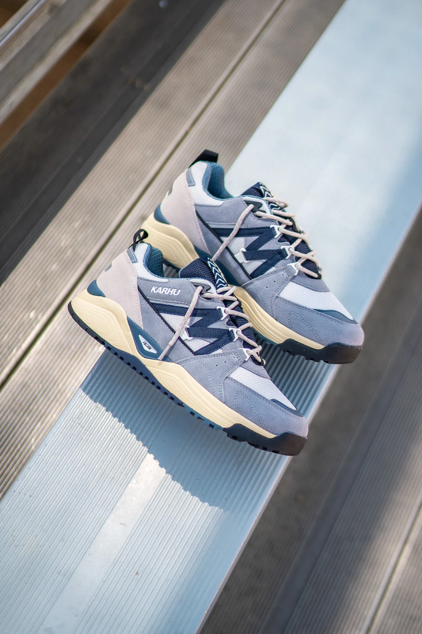 Padded look slowest Mens Karhu Fusion XC (Ultimate Gray/India Ink)