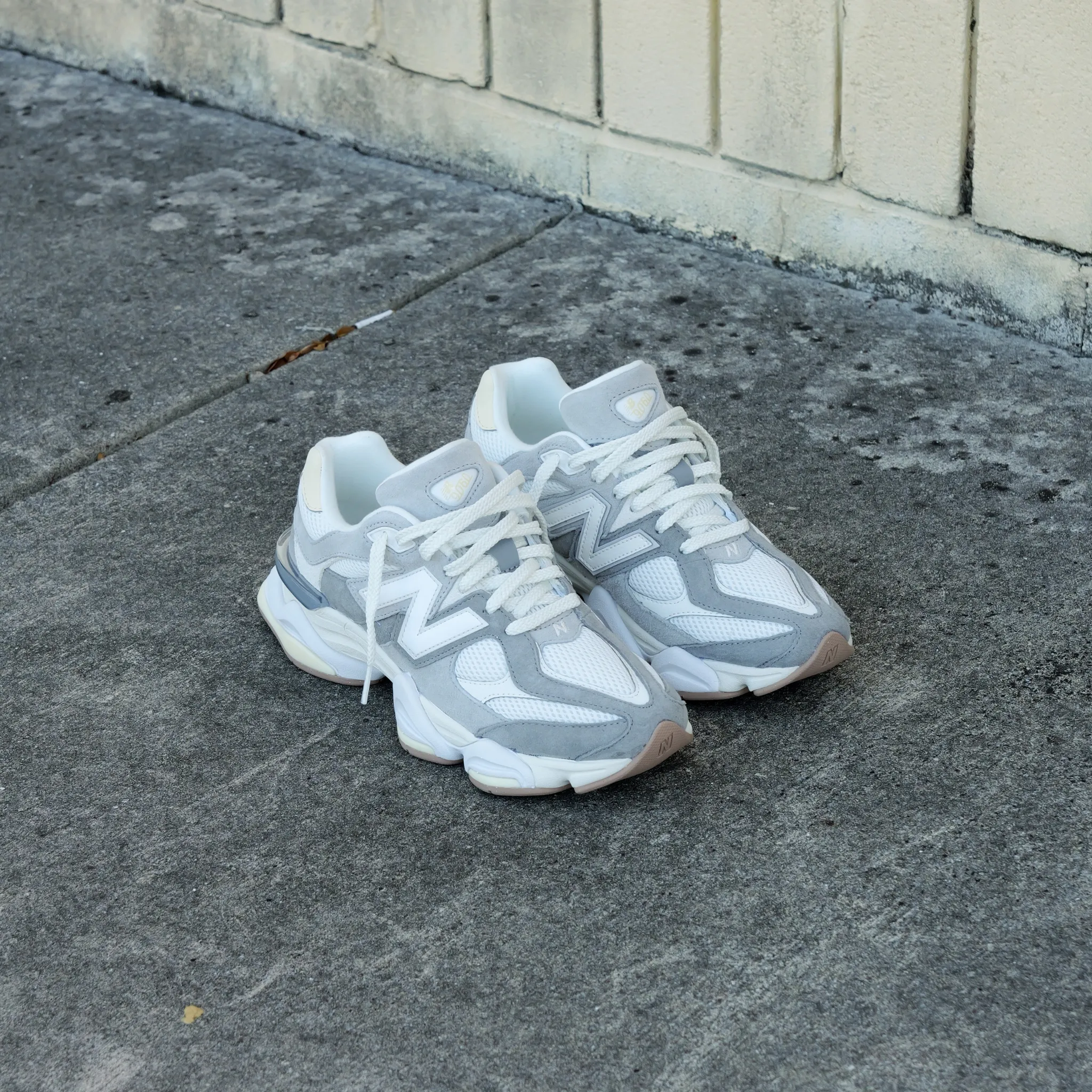 New Balance 9060 - U9060AUB (Grey/Beige) principal Reliable Grip