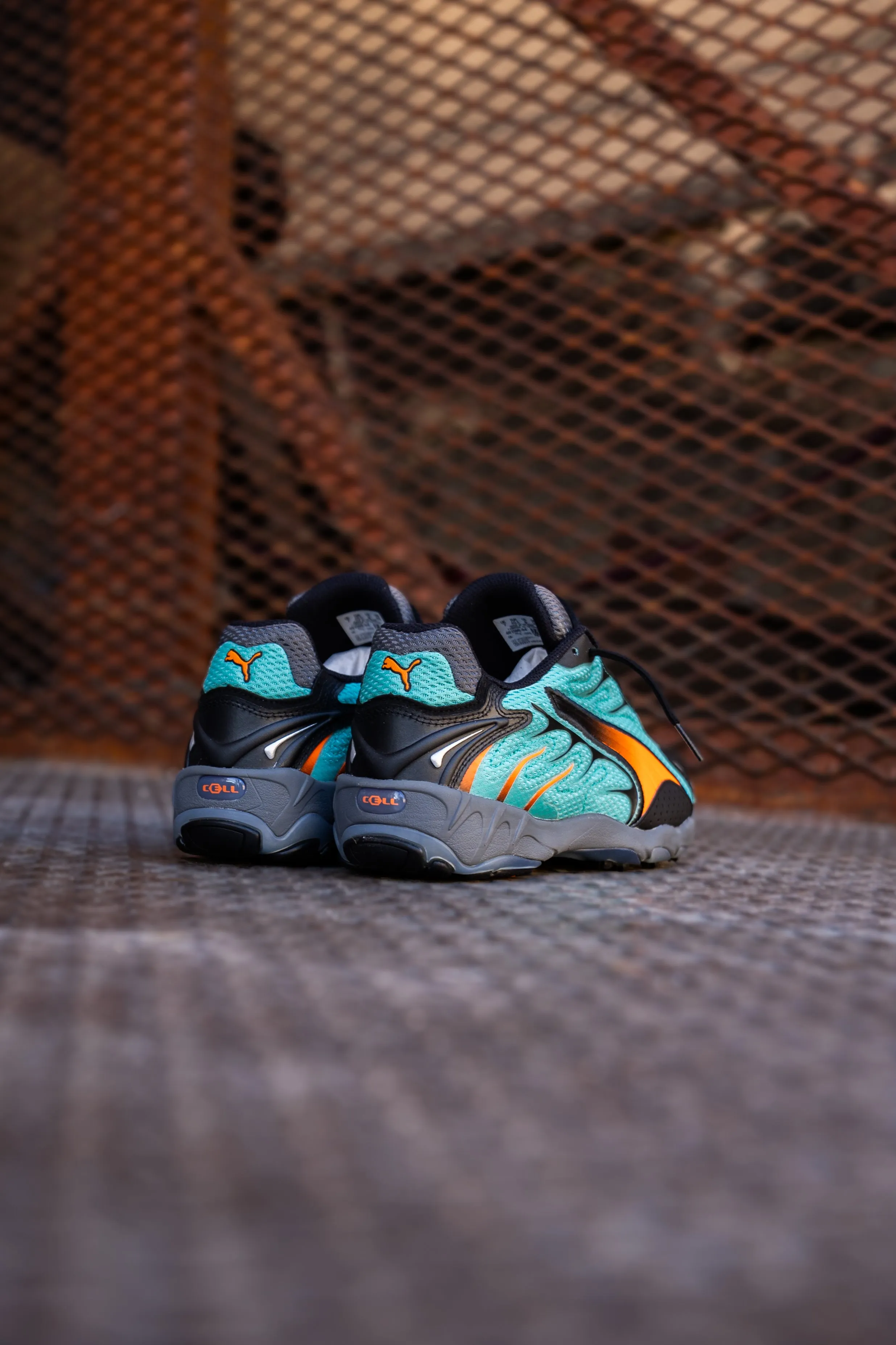 Classy flair Mens Puma Inhale (Aquatic/Orange Glo)