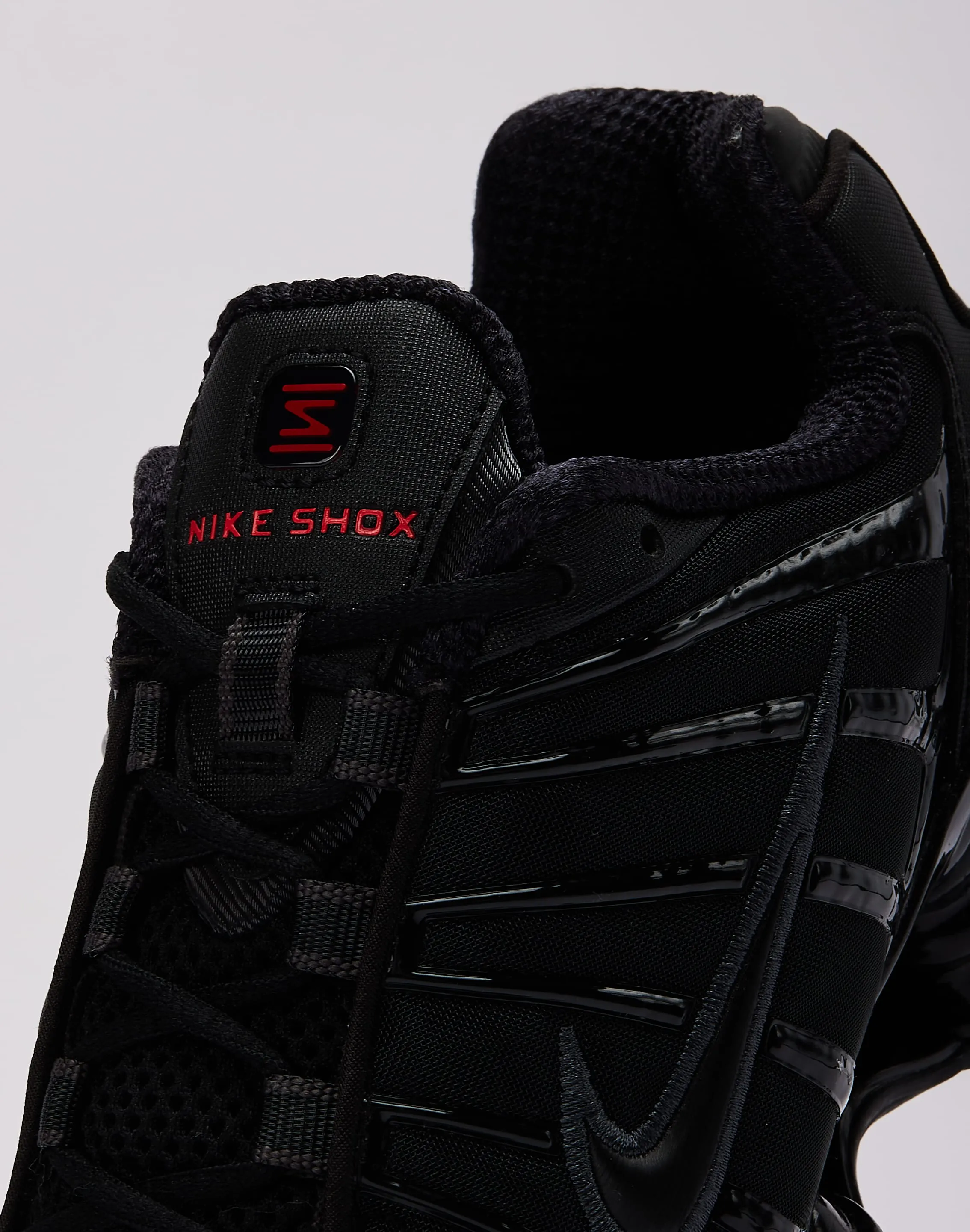 Casual Footwear Compact Fit Nike Shox TL