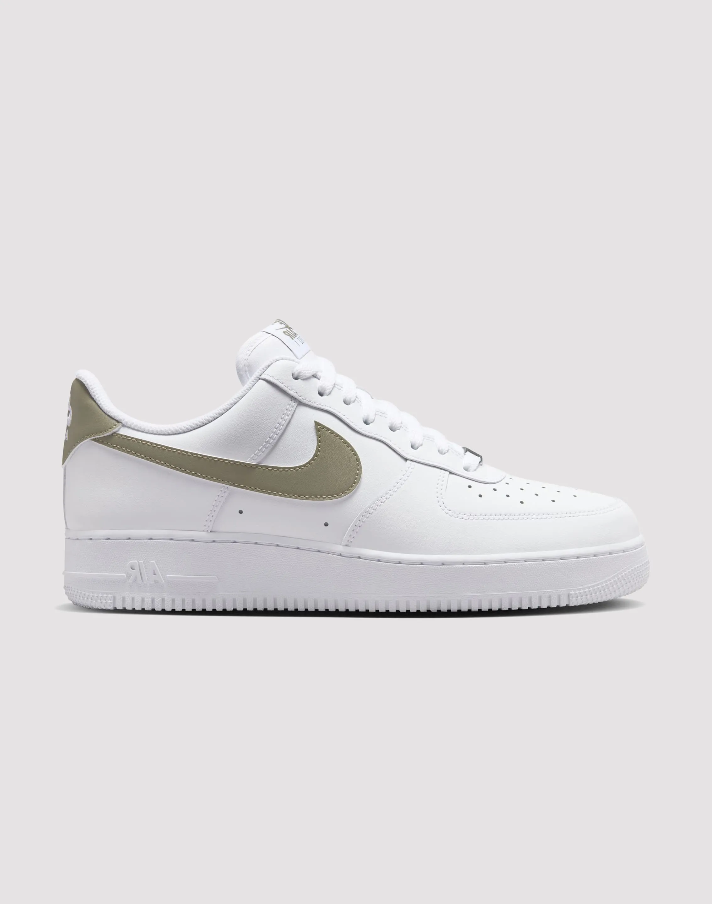 Walking Mood Nike Air Force 1 Low '07