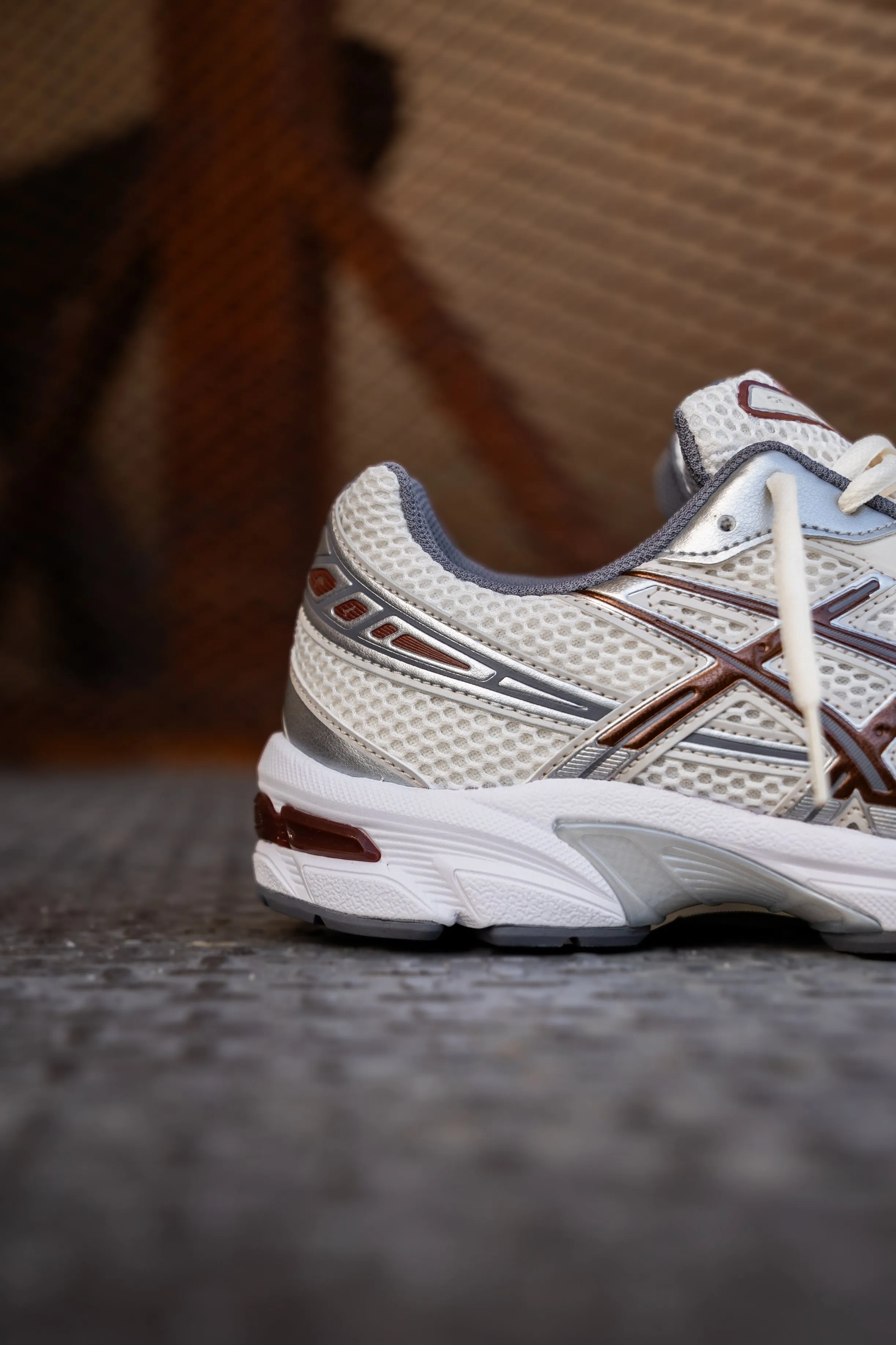 Mens Asics Gel-1130 (Cream/Reddish Brown) Earth Tones dry - weather