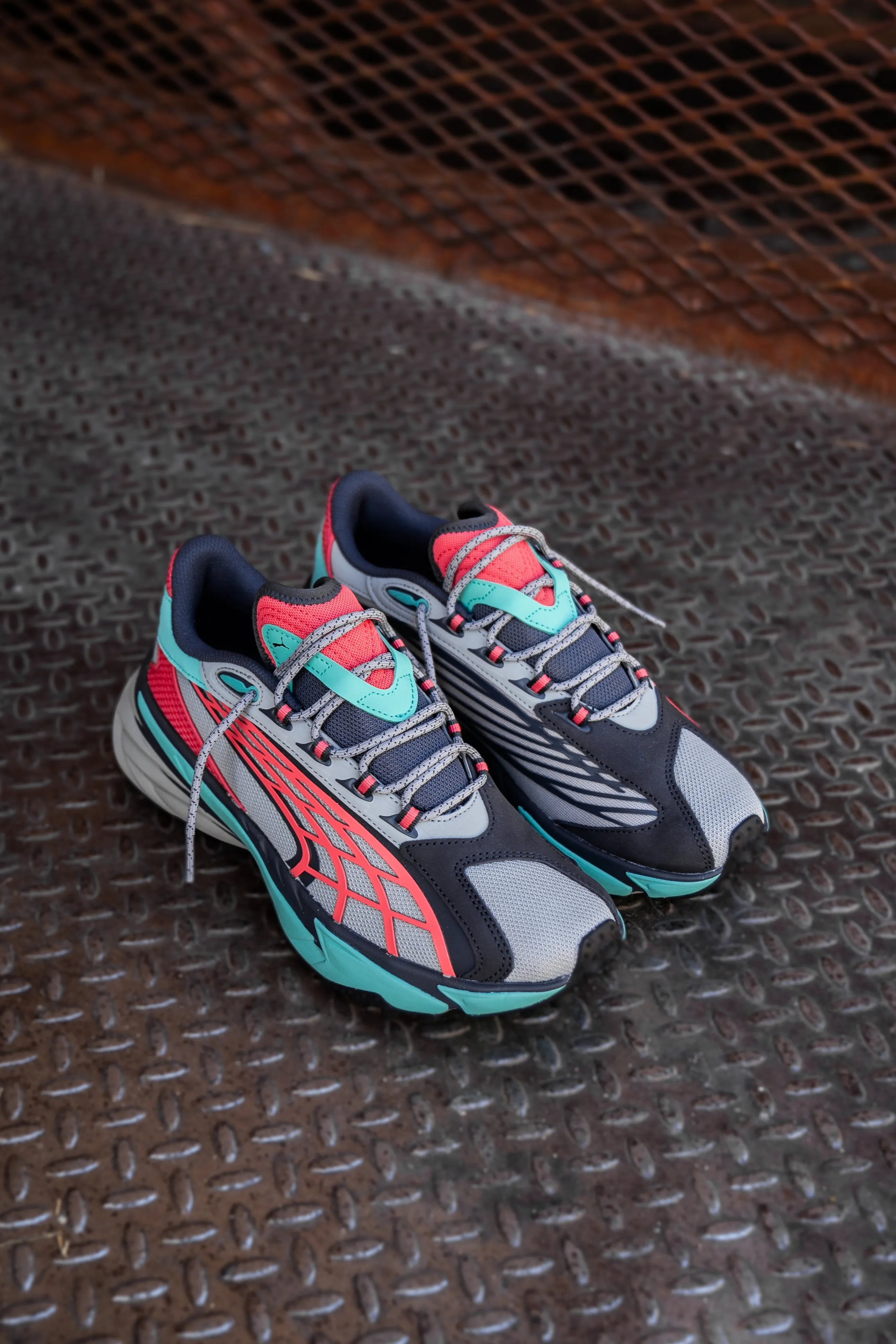 Mens Puma Spirex (Smokey Gray/Salmon) Roomy Fit foldable