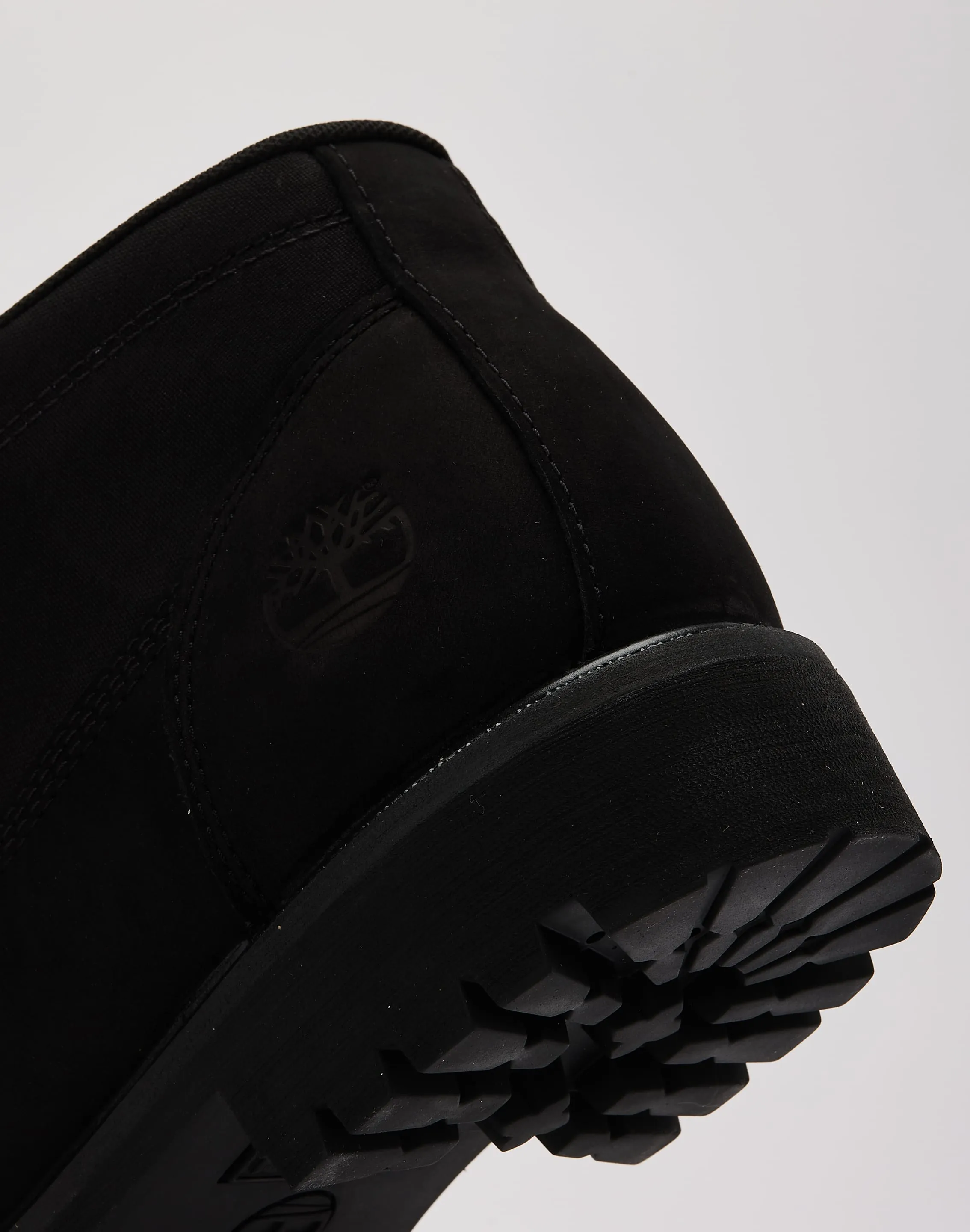 Timberland Premium Chukka Boot Plus Size Trendy Look