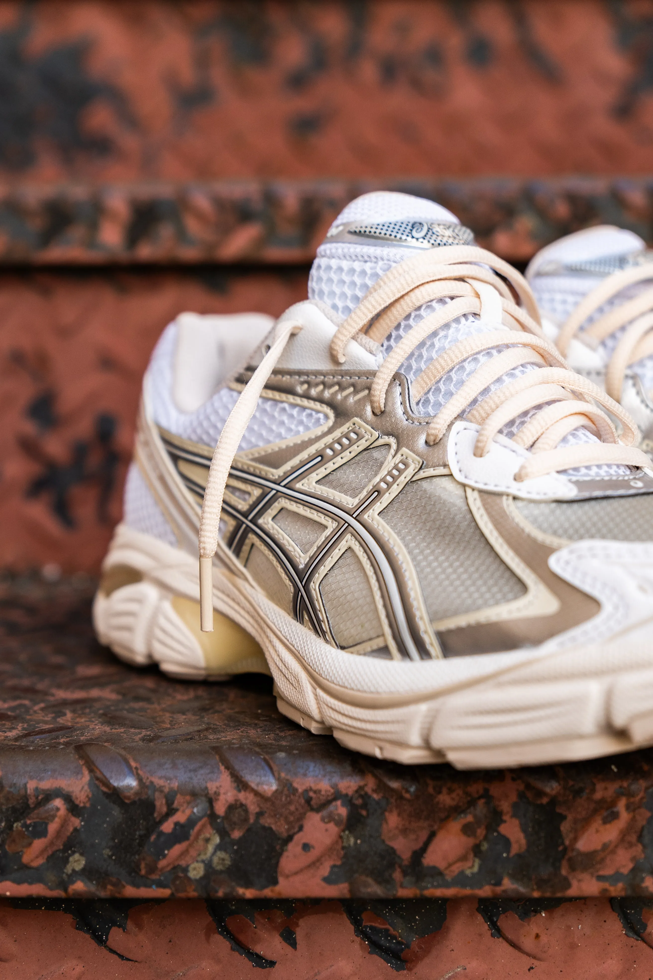 Mens Asics Above The Clouds x GT-2160 (White/Pure Silver) Supportive grip Ultra-soft performance