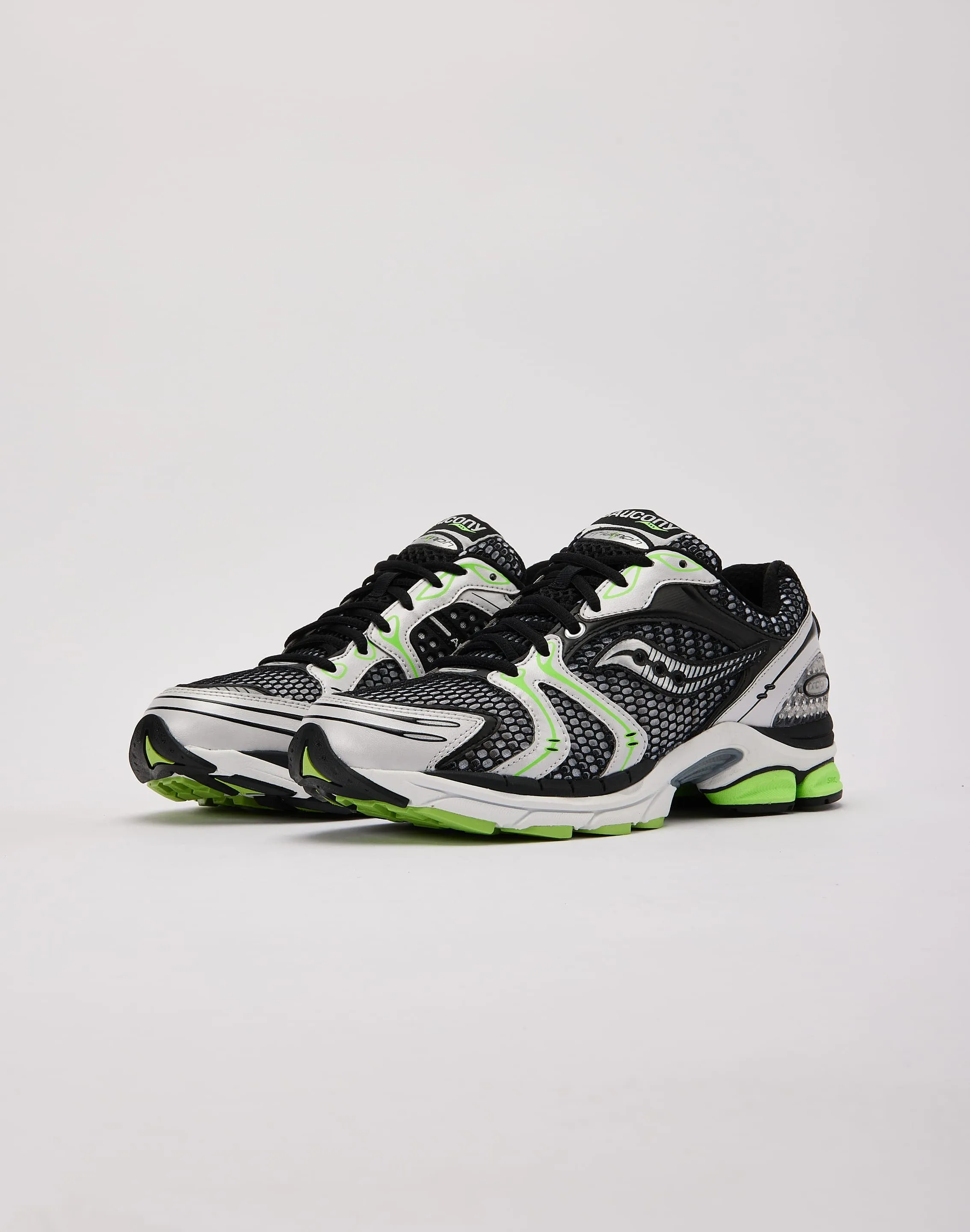 Saucony ProGrid Triumph 4 Secure fit Premium cushioning