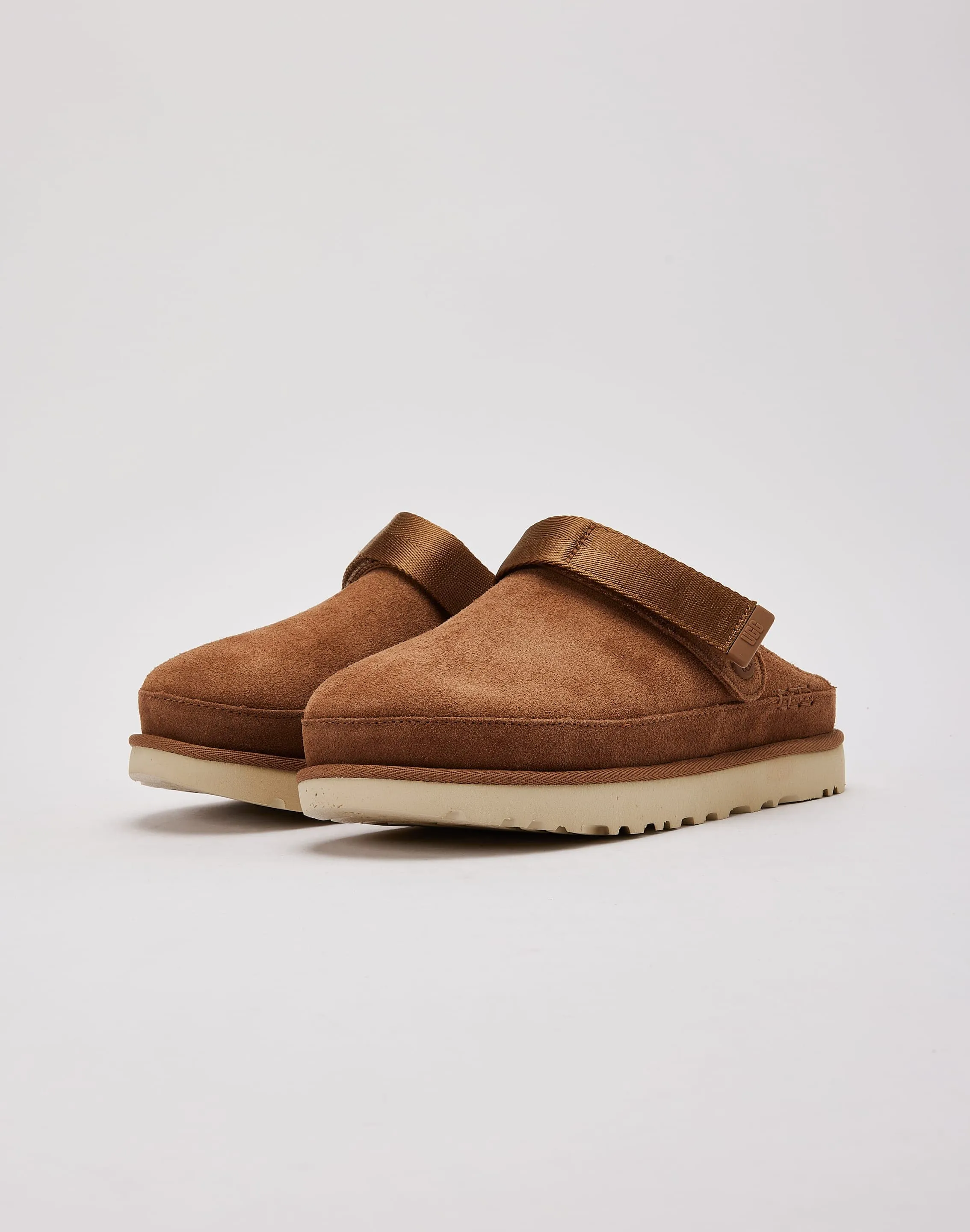Narrow UGG Goldenstar Clog
