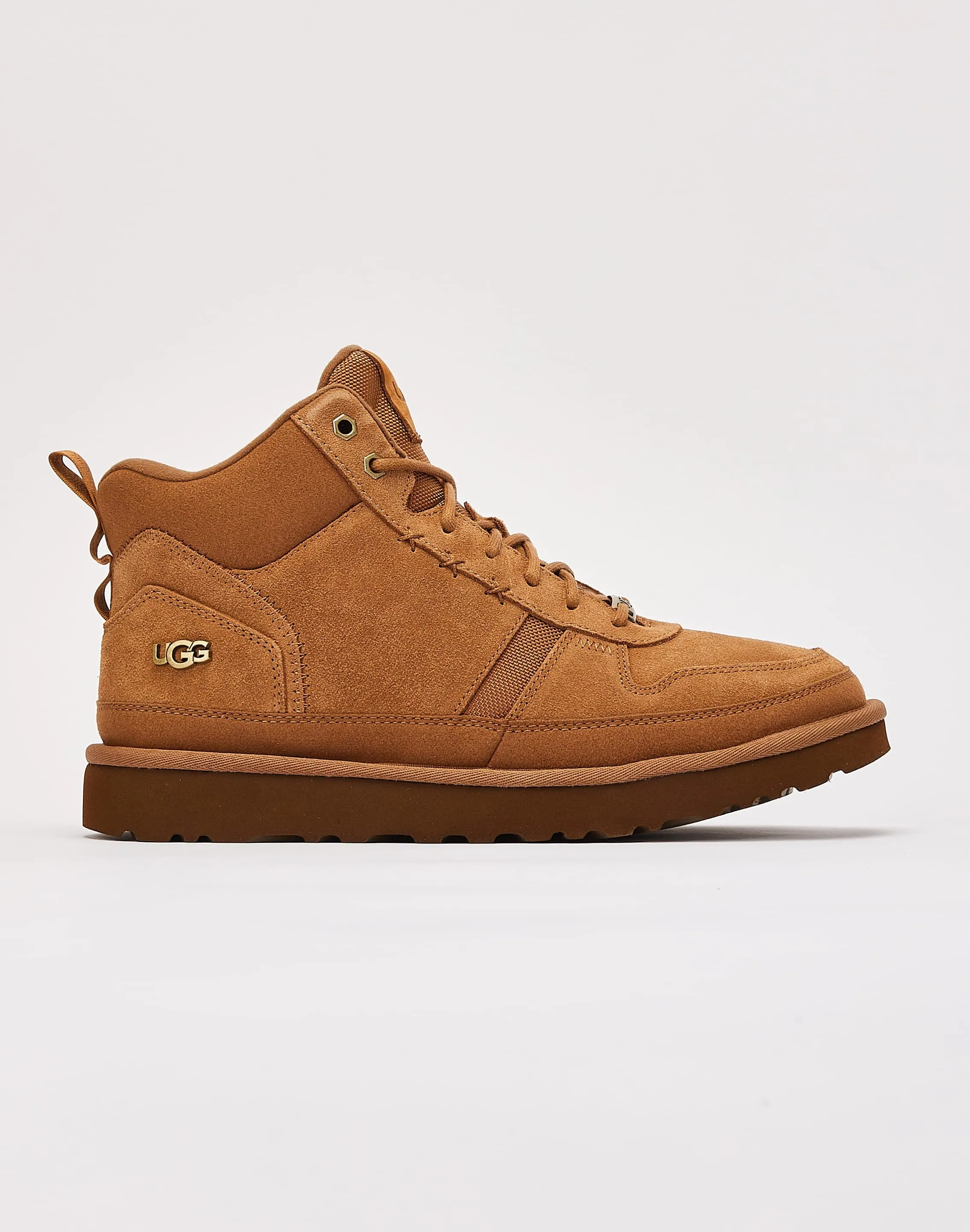 UGG Highland HI Heritage Outdoor Adventure Run Club