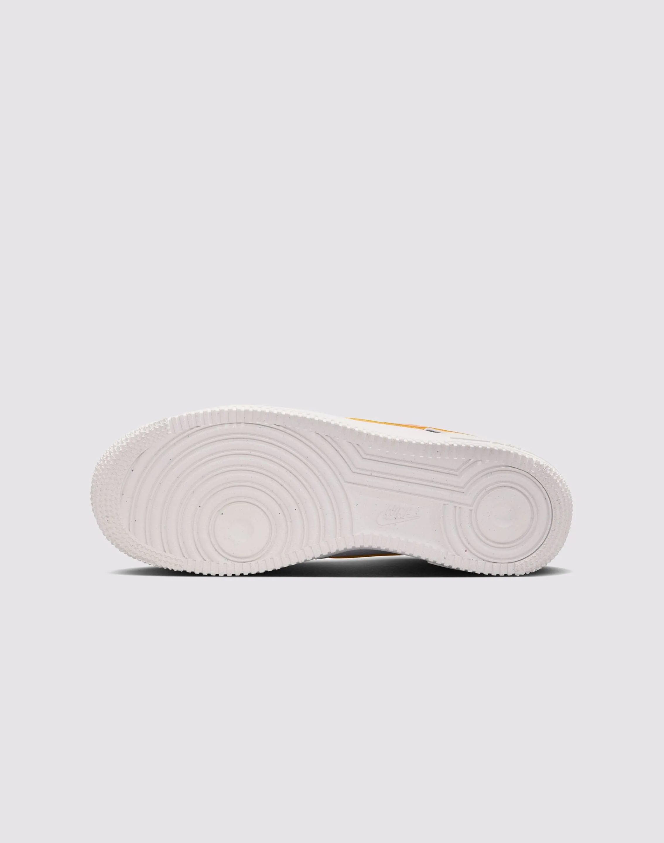 Wide Footbed Nike Air Force 1 '07 Next Nature