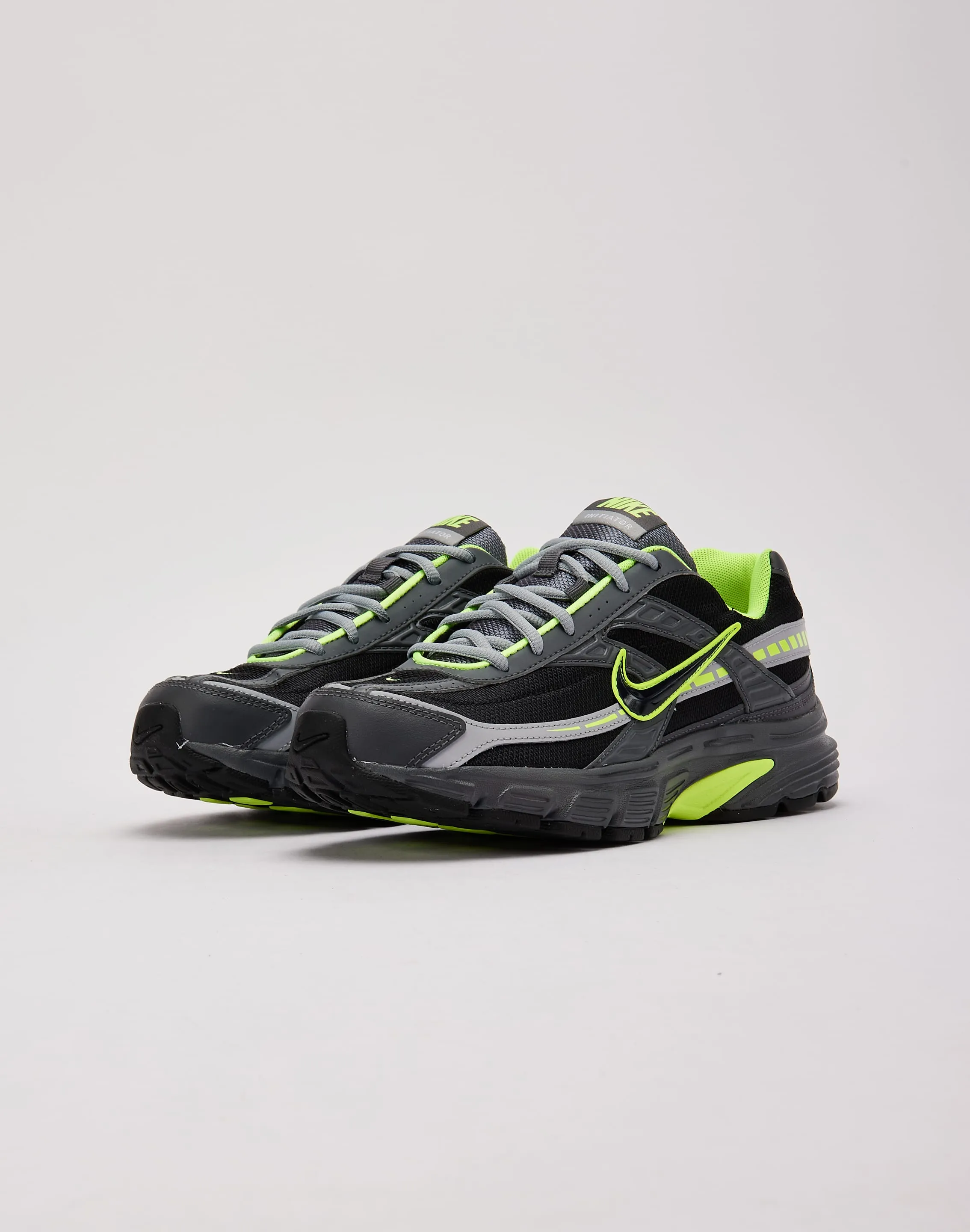 Grab Quick Nike Initiator