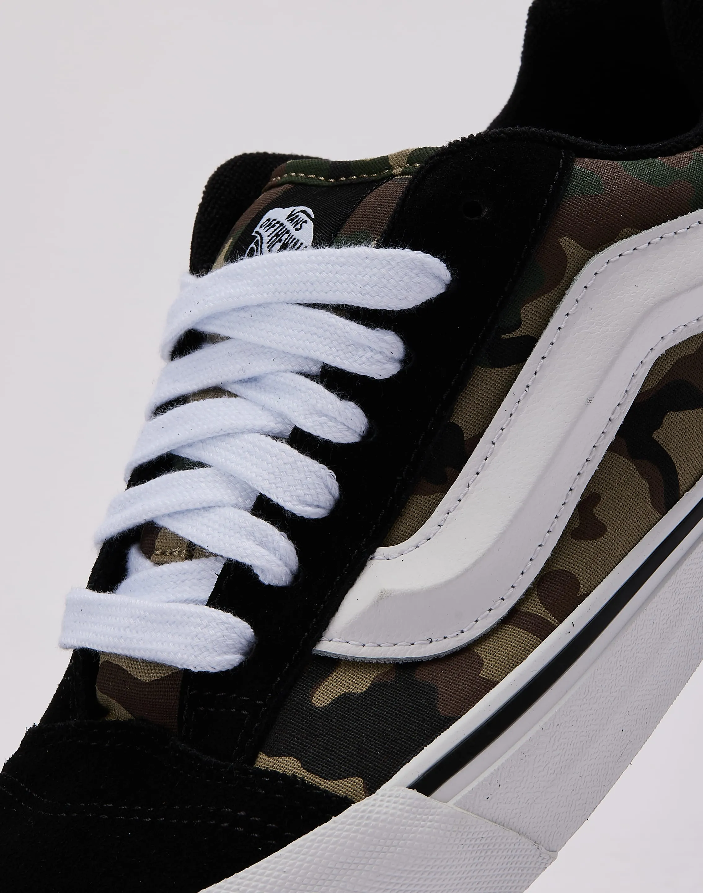 Stretchable Upper Office Style Vans Knu Skool