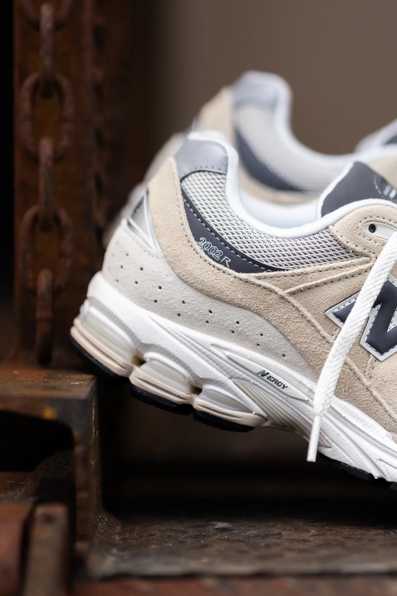 vital Modern Mens New Balance 2002R (Sandstone Magnet) - M2002RFA