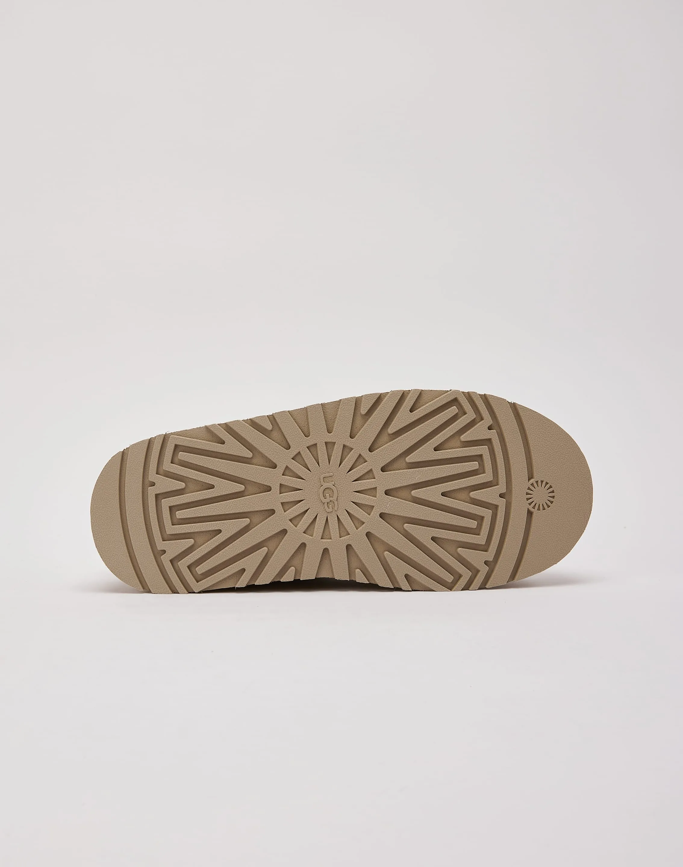 Flat Outsole UGG Tazz Sunwave