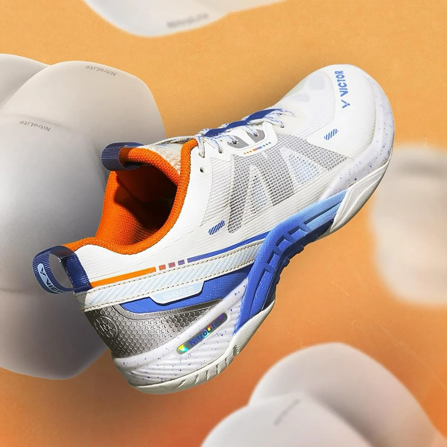 Light Sprint Victor S82III NitroLite Court Shoe S82IIINL-L (Moonlight White)