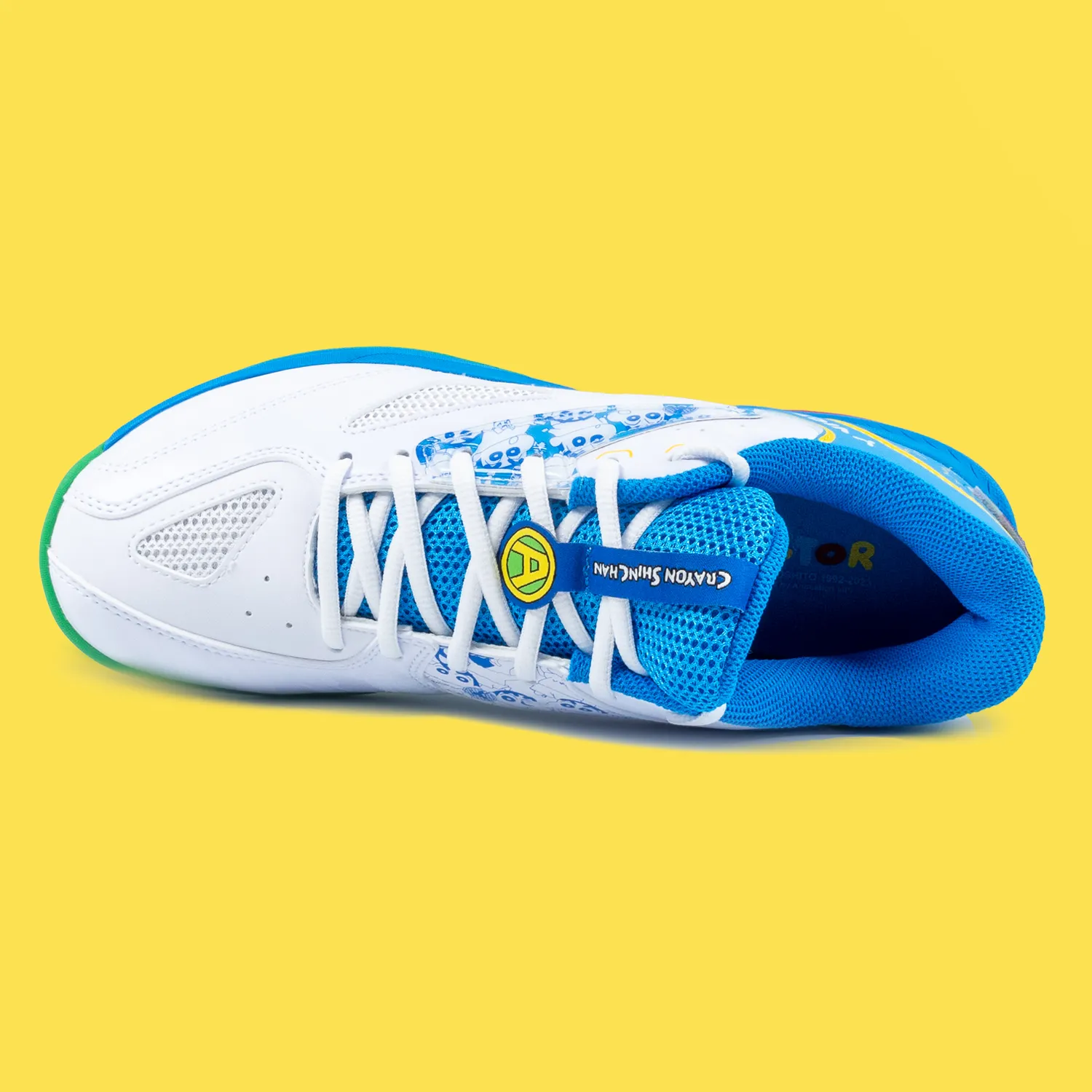 Strong Flex Air Pro Victor x Crayon Shin Chan Badminton Wide Shoes A39CS AF (White/Blue)