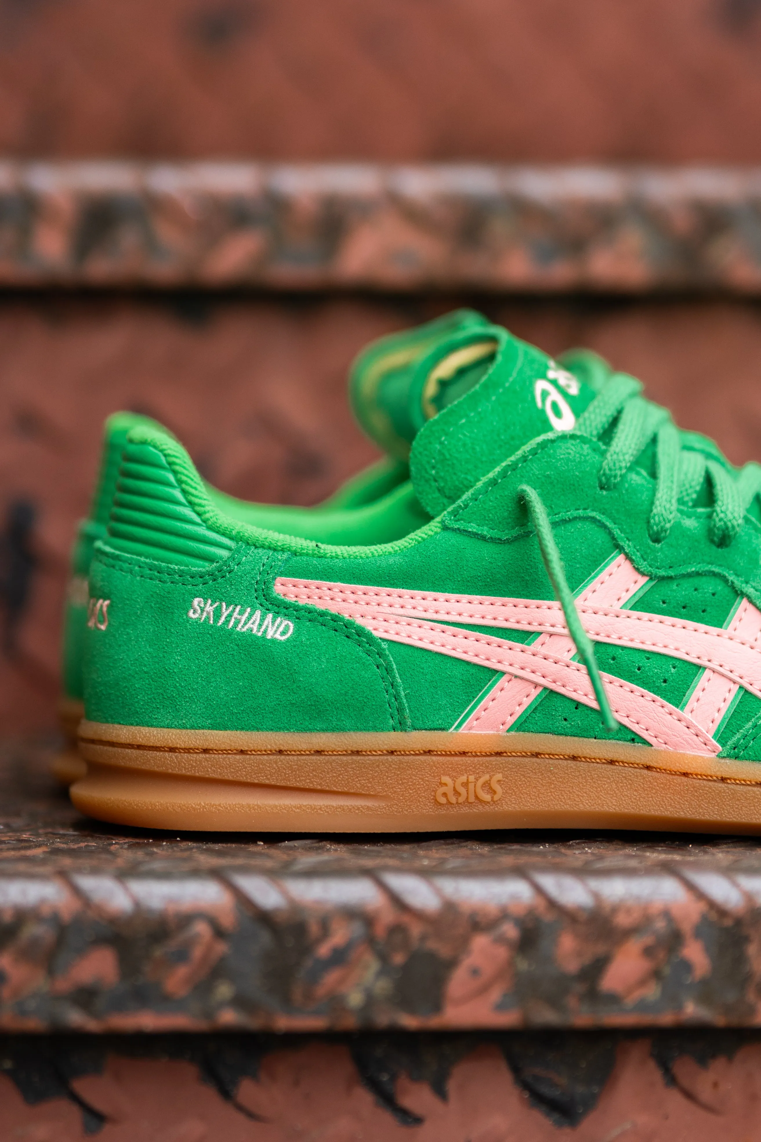 deepest Men's Asics Skyhand OG (Cilantro/Grapefruit)