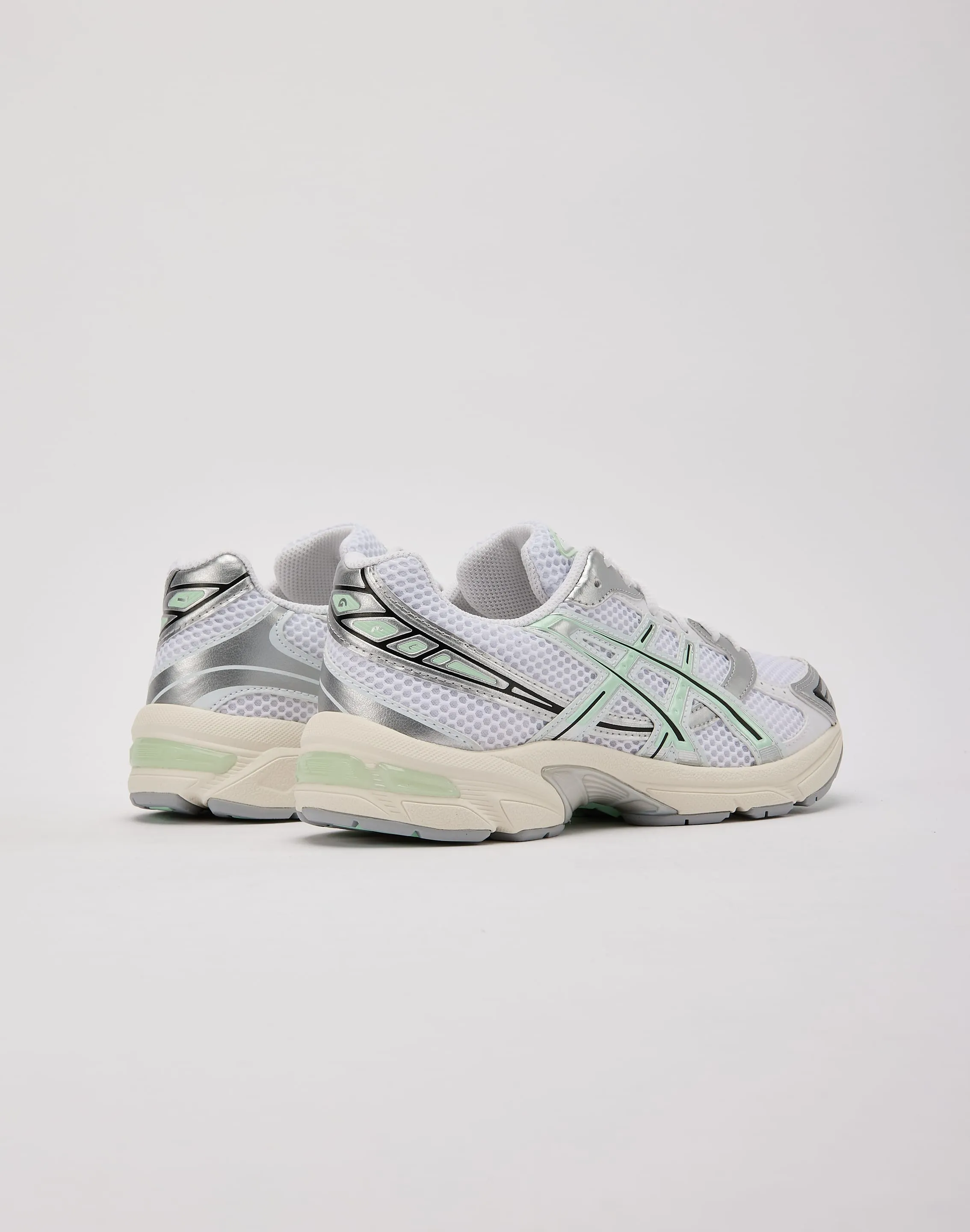 Streamlined ease Modern Casual Asics  GEL-1130