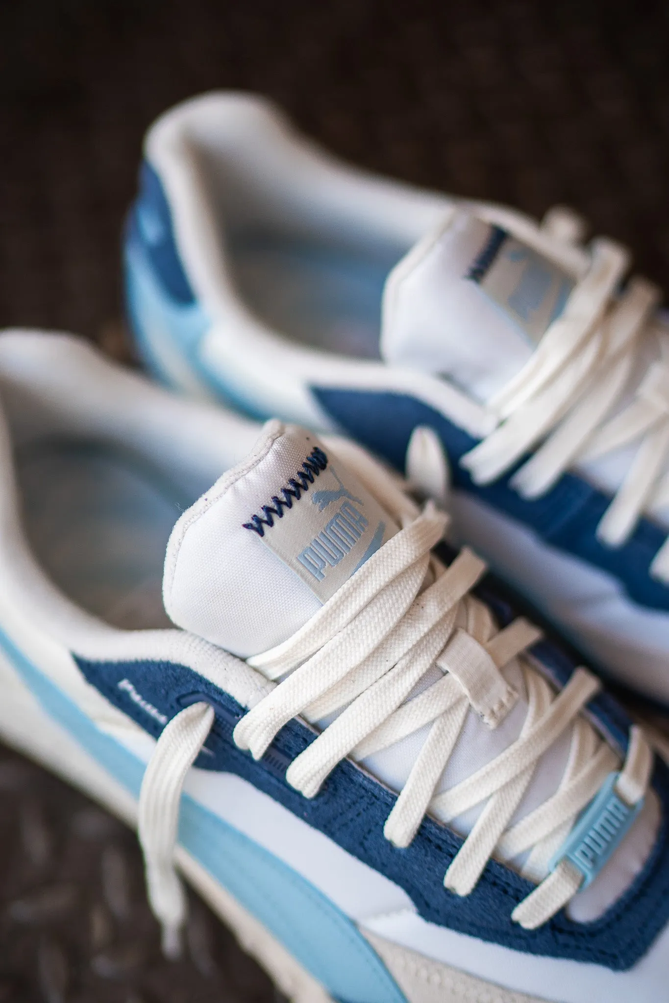 Step Free Women Puma Blacktop Rider (Warm White/Inky Blue)
